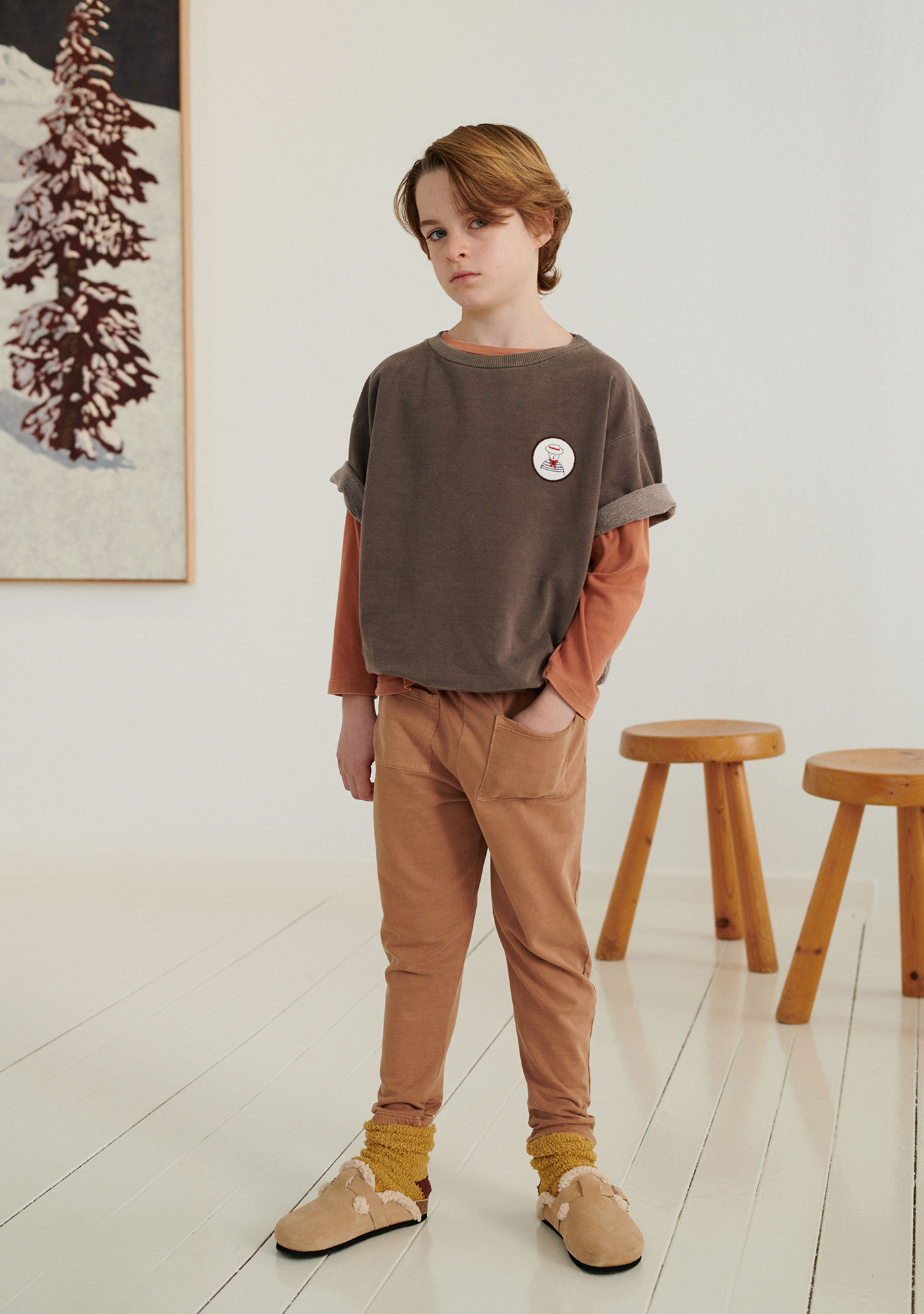 000151-brown-gondolier-organic-cotton-short-sweatshirt-weekend-house-kids-clothing-2