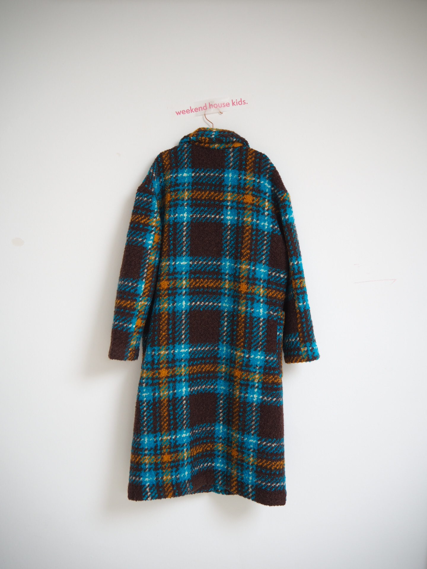 WOMAN COAT WEEKEND HOUSE KIDS