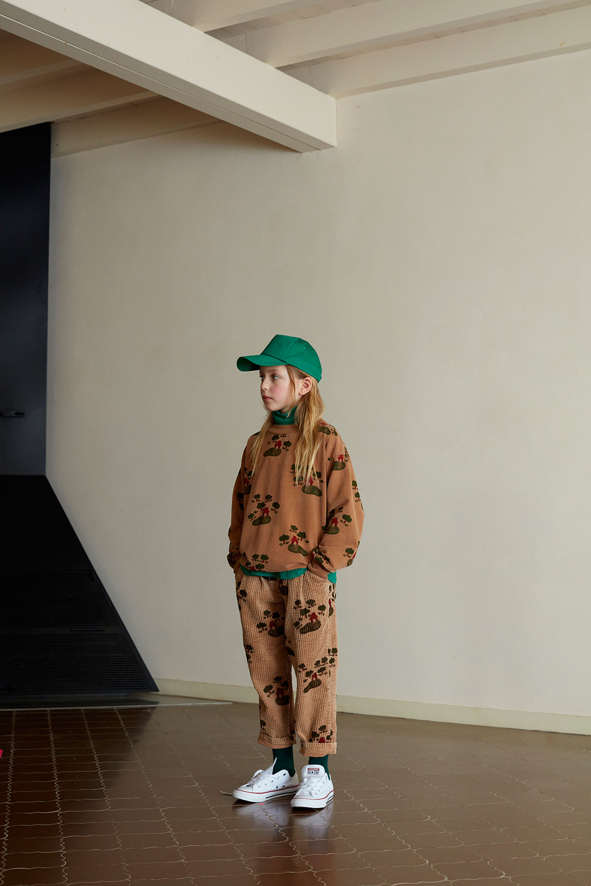 00255_camel-house-sweatshirt-weekend-house-kids-clothing-1