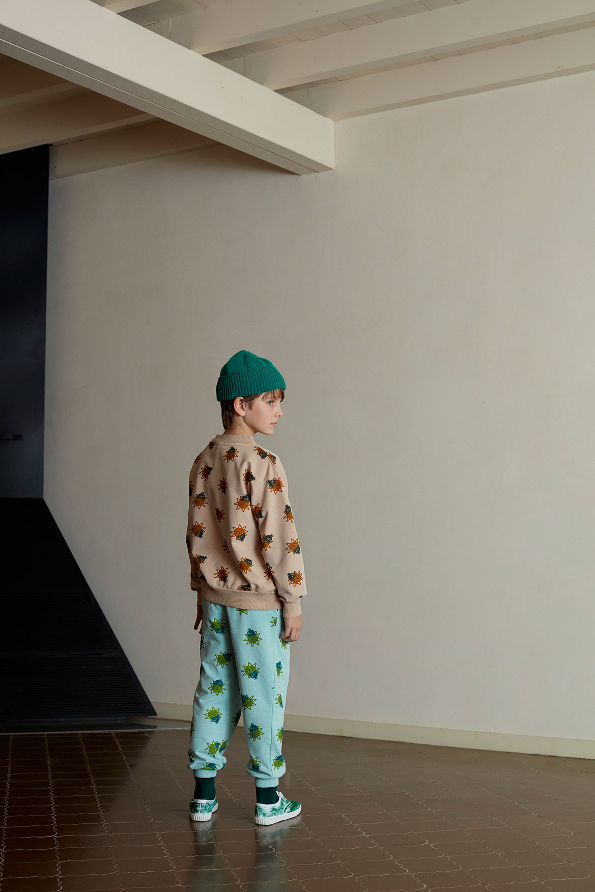 00256_sand-sunny-sweatshirt-weekend-house-kids-clothing-2
