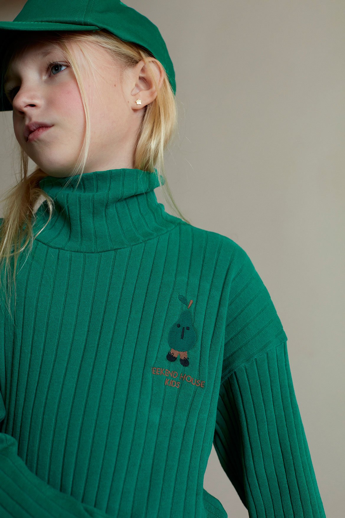 00272_green-pear-turtleneck-weekend-house-kids-clothing-3