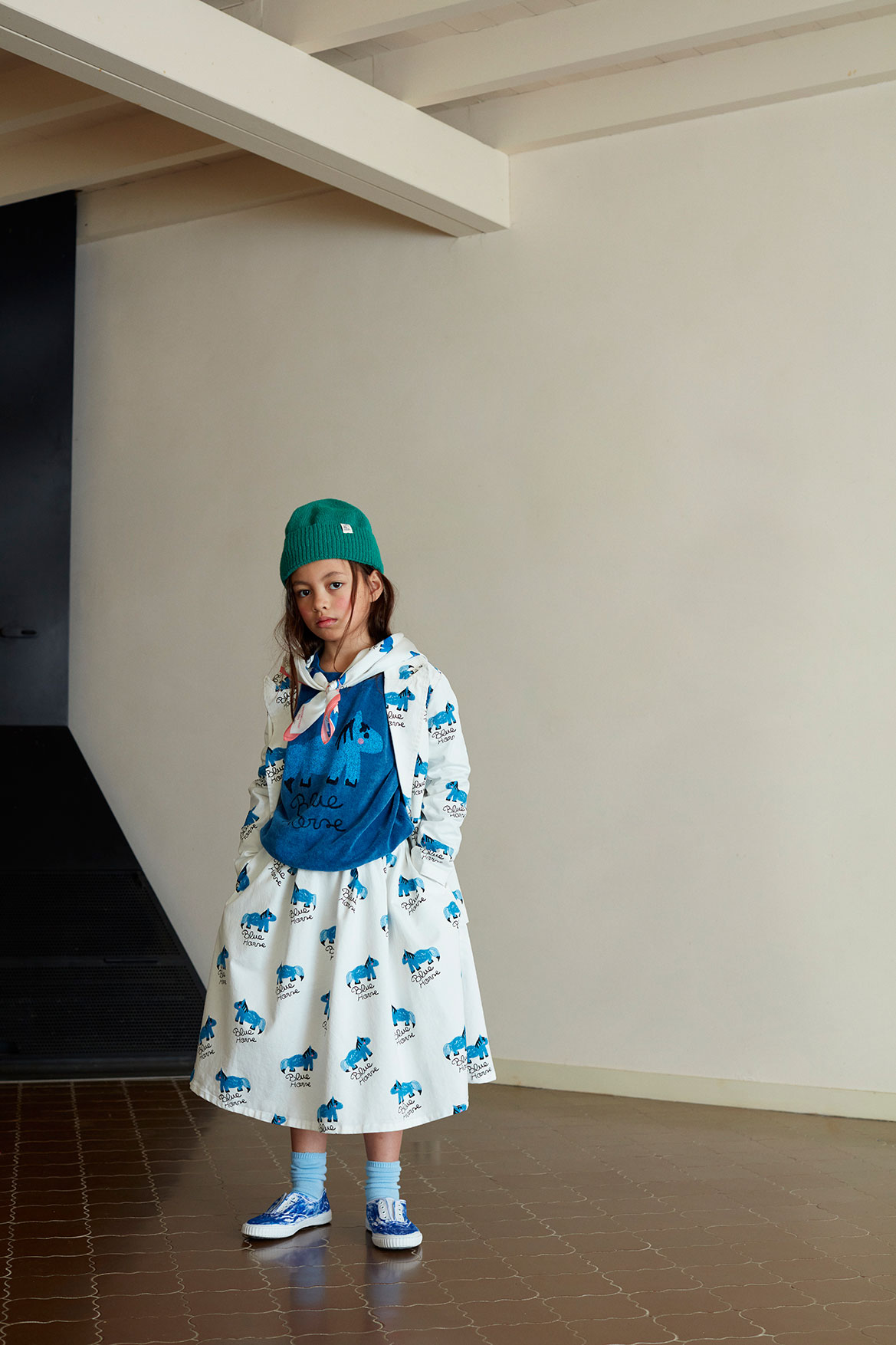 00294_white-blue-horse-skirt-weekend-house-kids-clothing-2