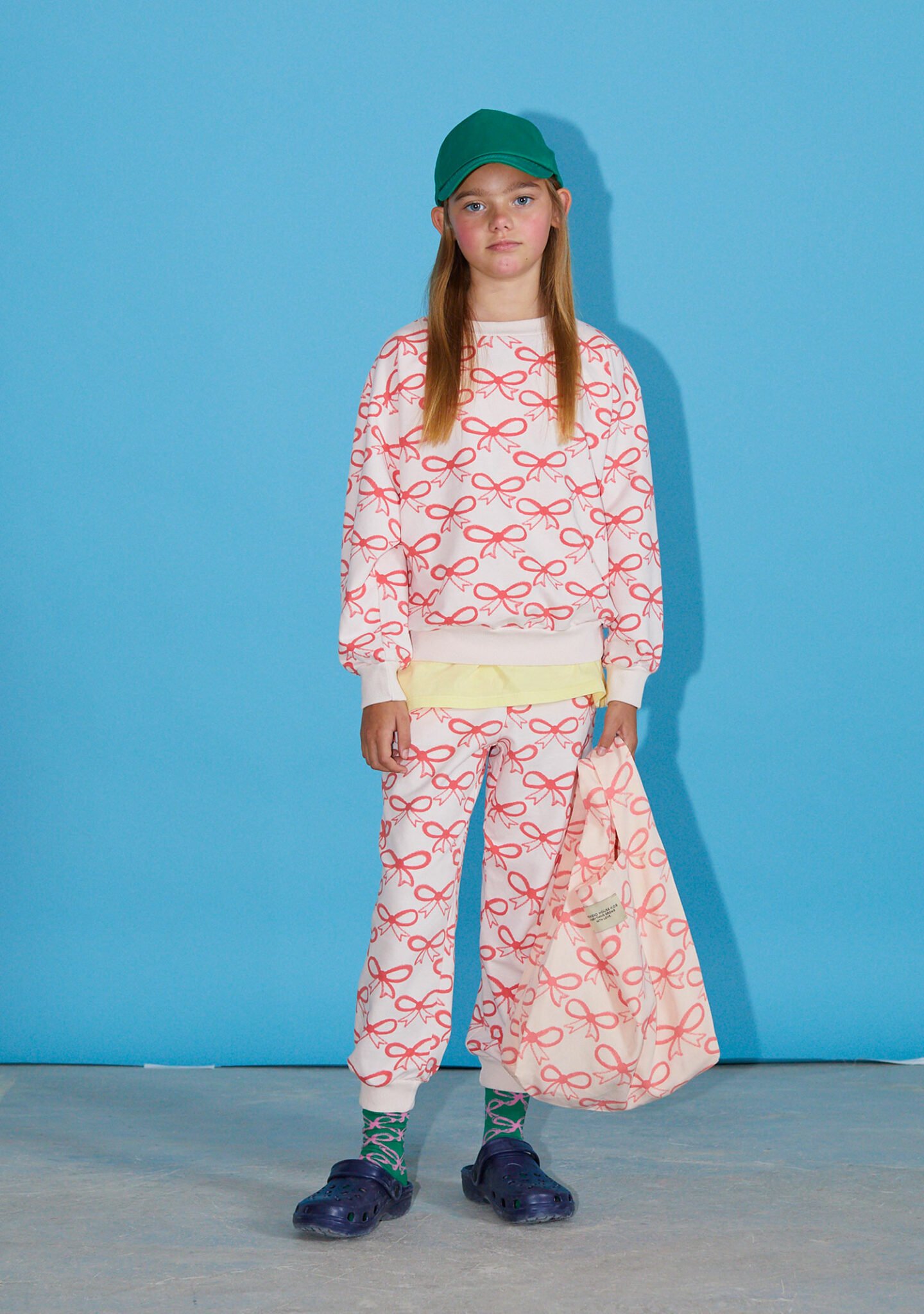 Pink bows pants