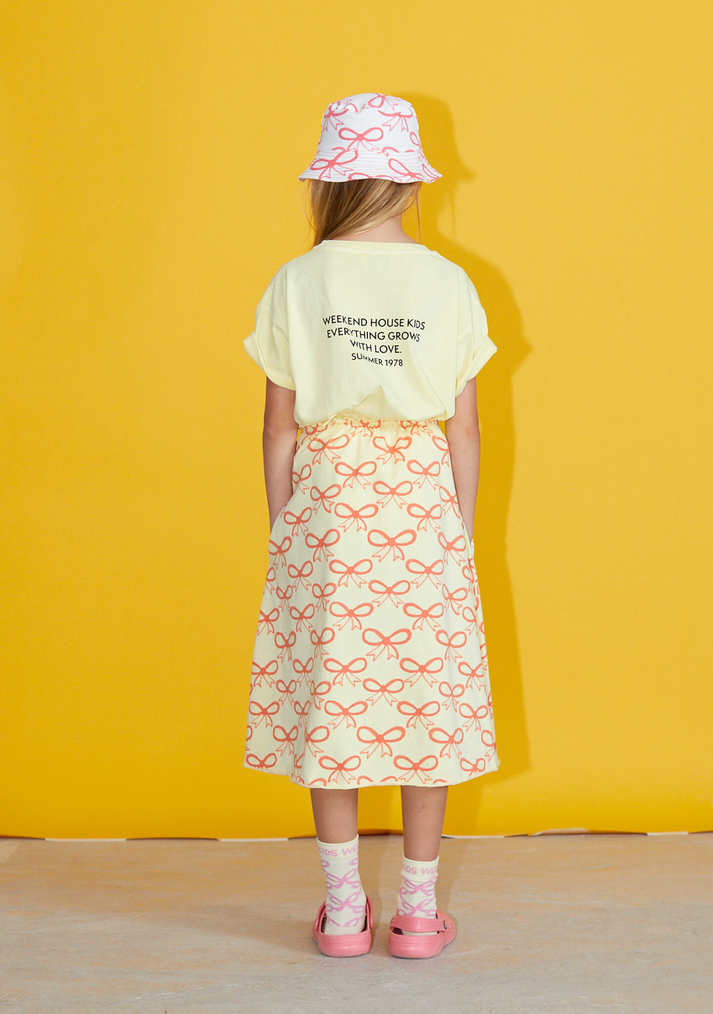 Pink bows skirt