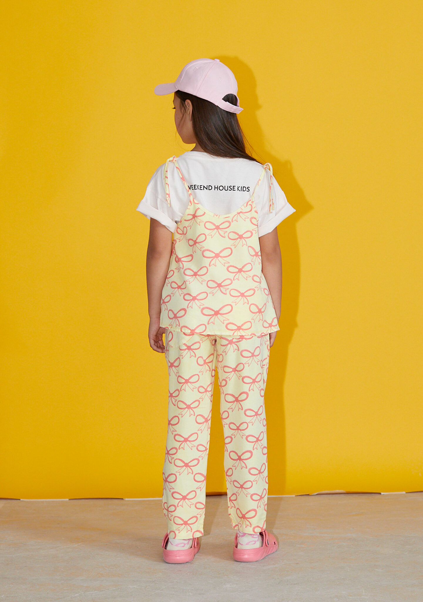 Pink bows pants