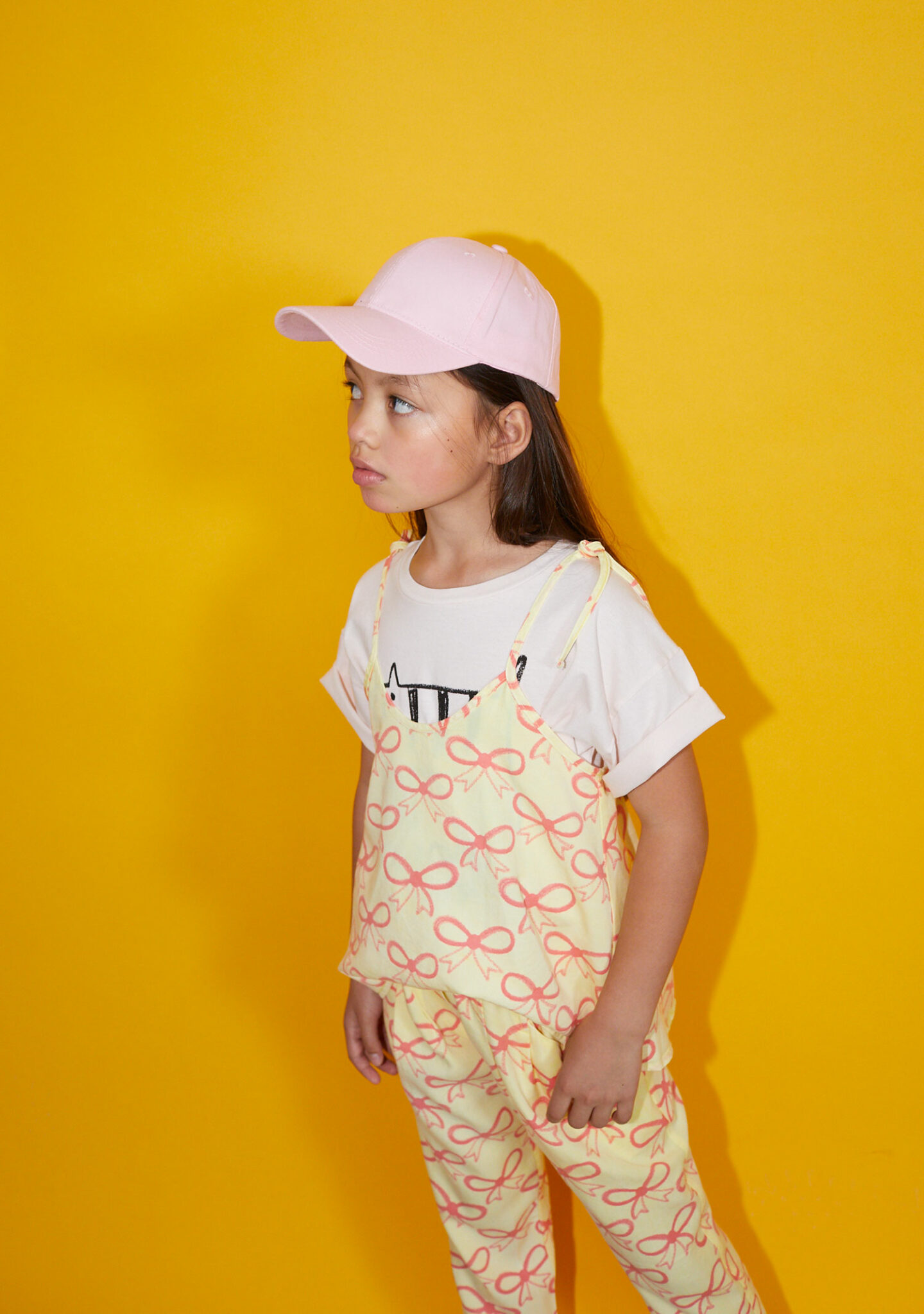 Pink bows top