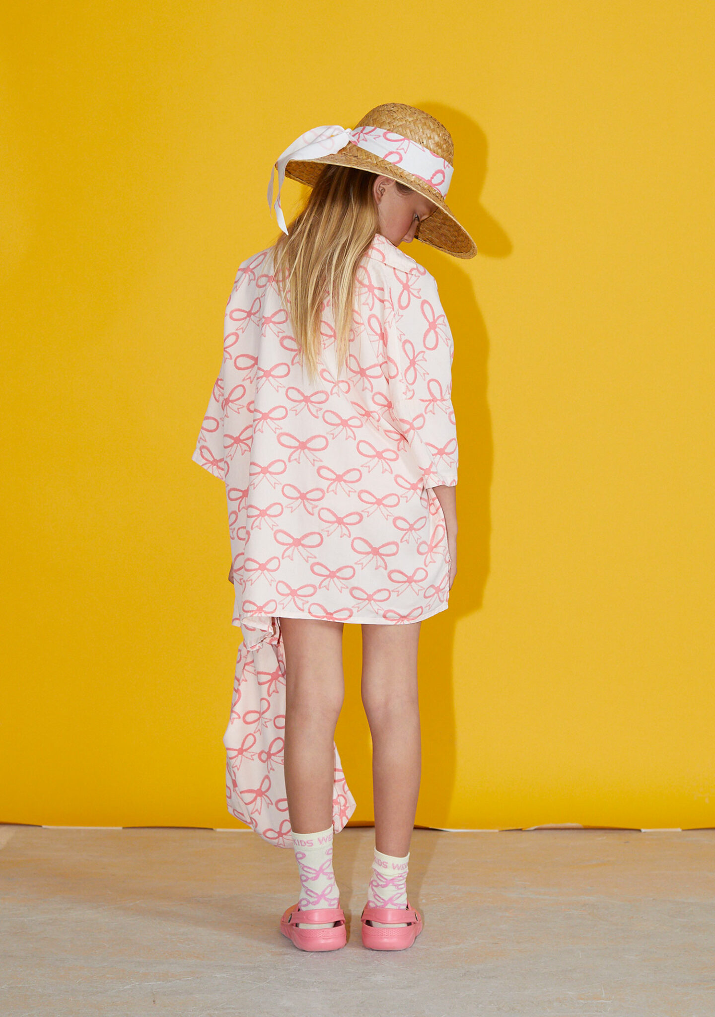 Pink bows short shirt
