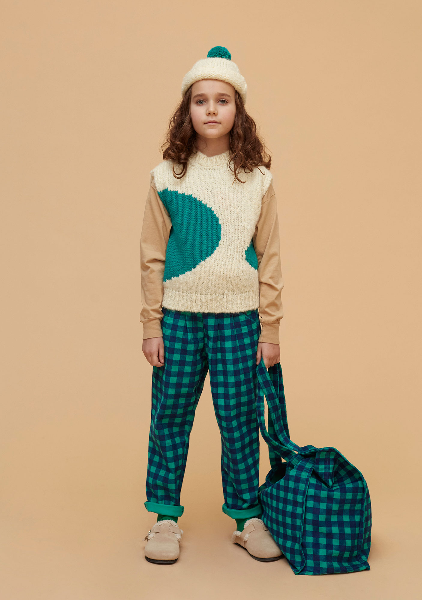 Green dot vest