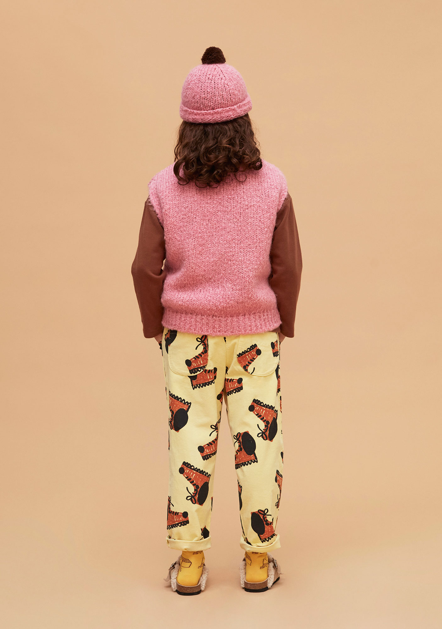 aw22-23-545-corduroy-dog-boots-pants-weekend-house-kids-3
