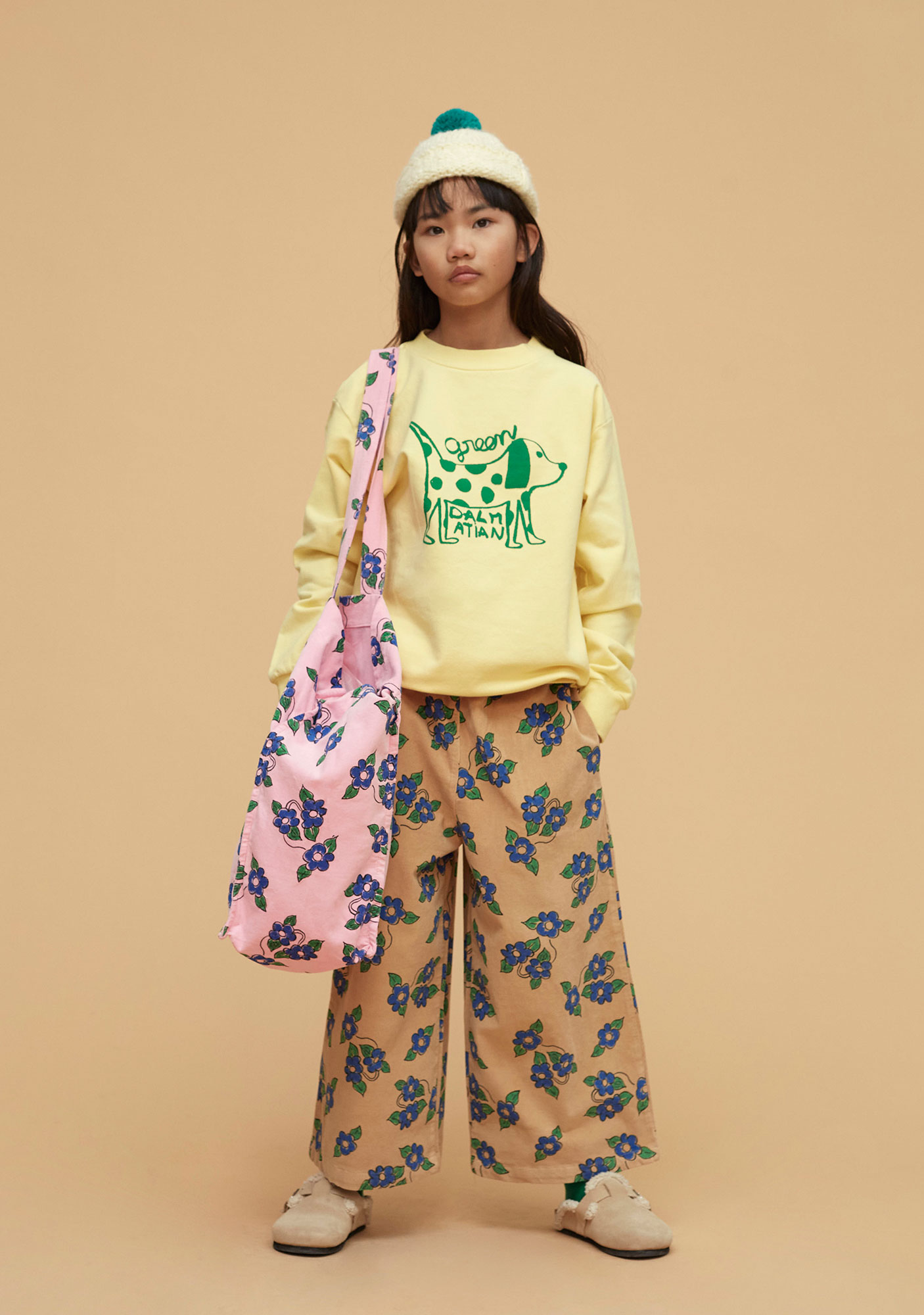 aw22-23-562-dalmatian-sweatshirt-soft-yellow-weekend-house-kids-2