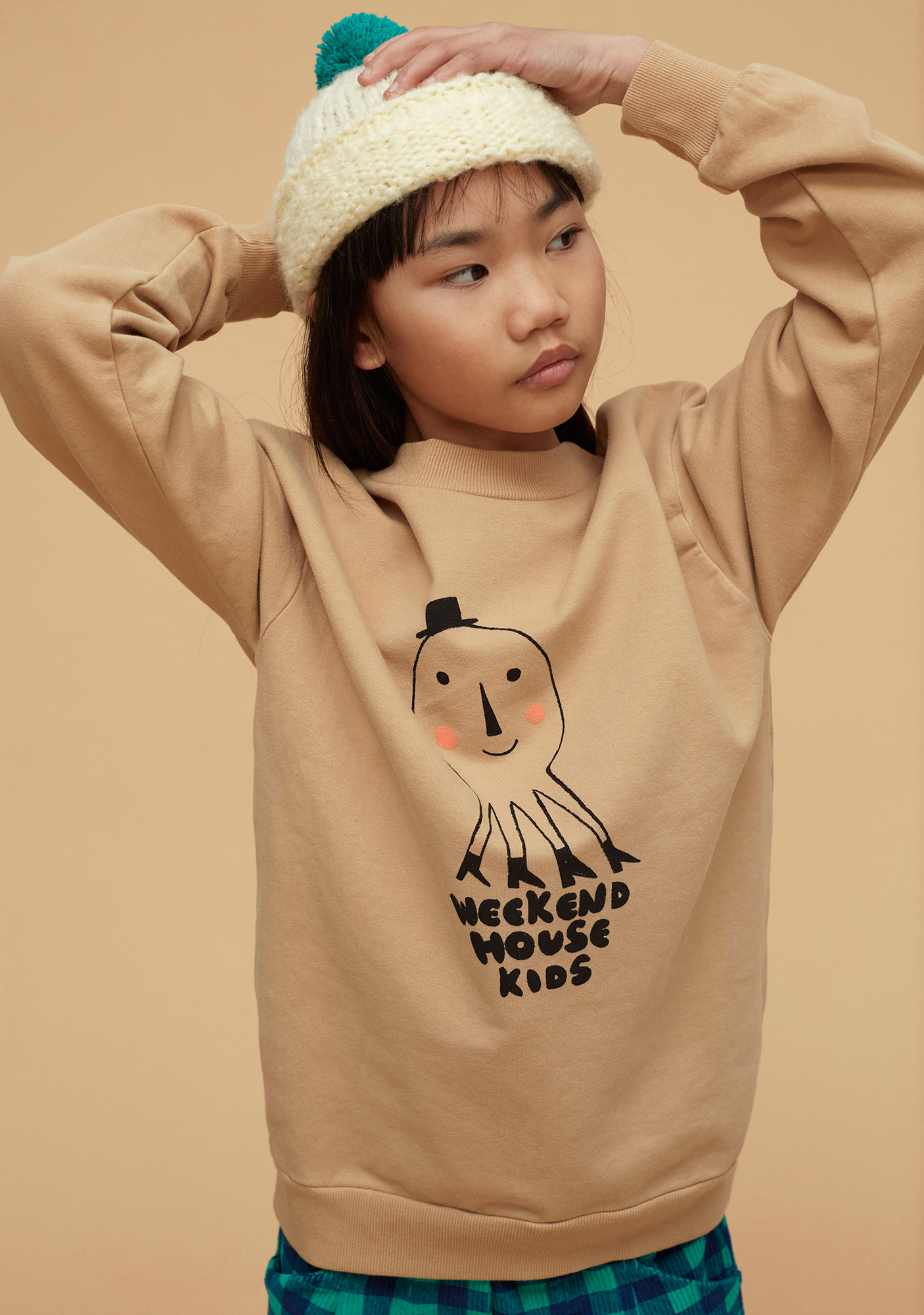 aw22-23-567-octopus-sweatshirt-soft-brown-weekend-house-kids-5