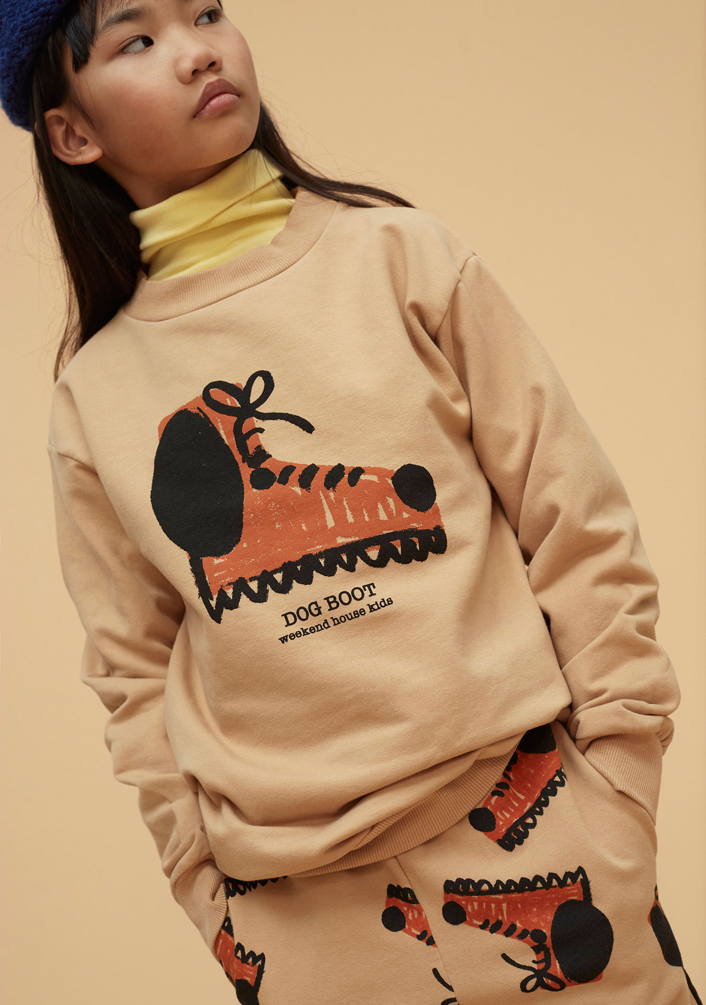 aw22-23-571-dog-boots-sweatshirt-soft-brown-weekend-house-kids-4