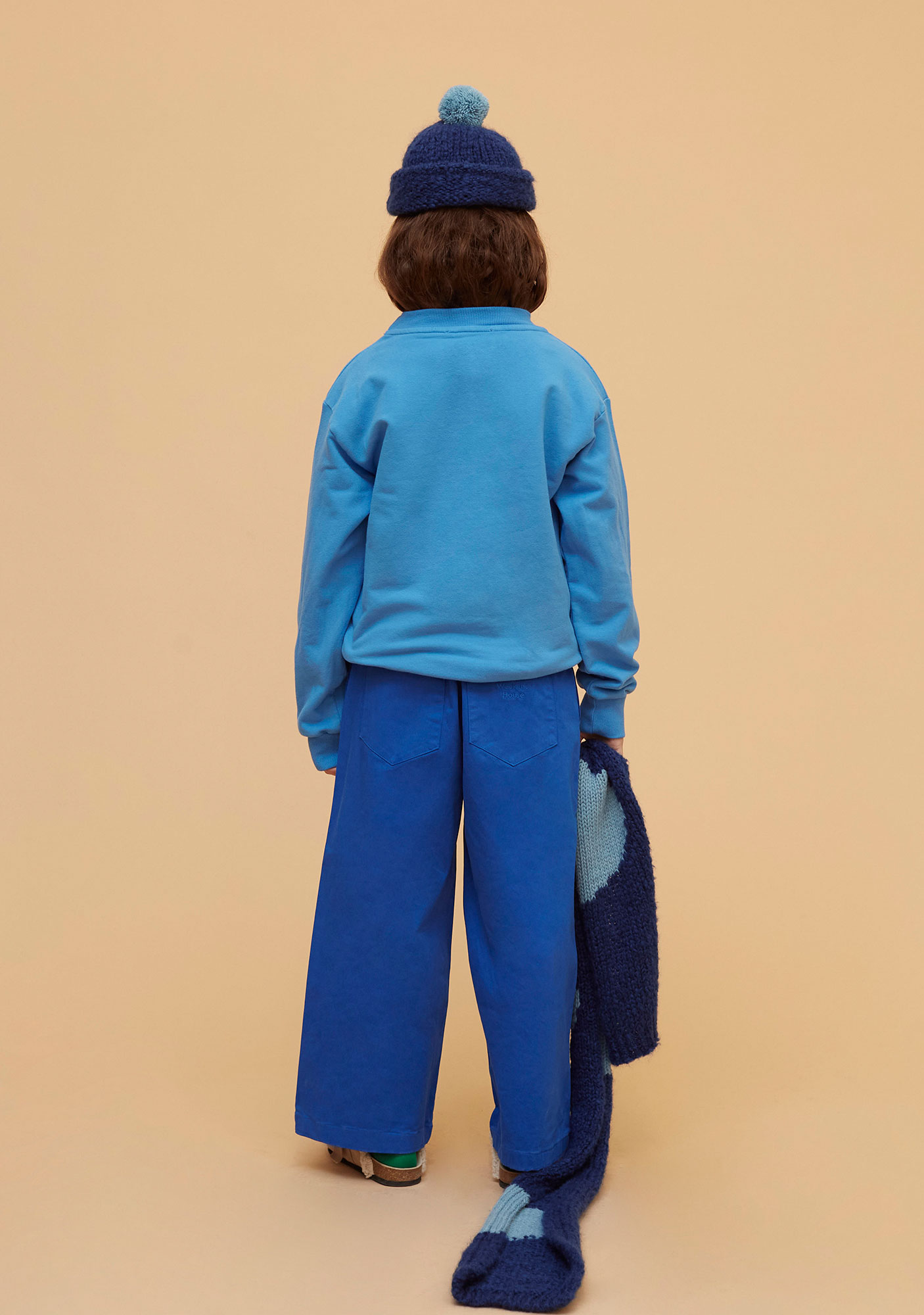 aw22-23-576-tiger-book-sweatshirt-blue-weekend-house-kids-3
