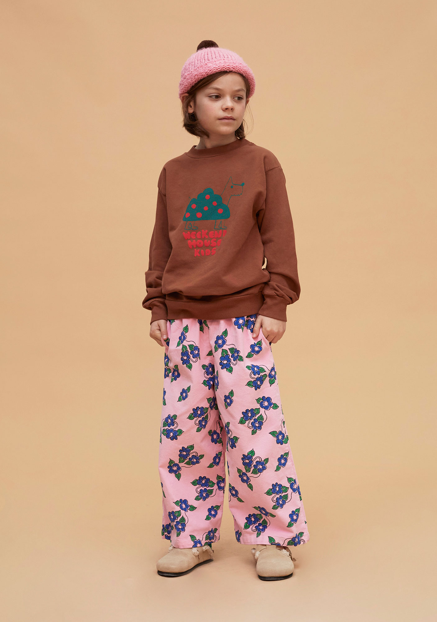 aw22-23-577-dog-bush-sweatshirt-weekend-house-kids-2