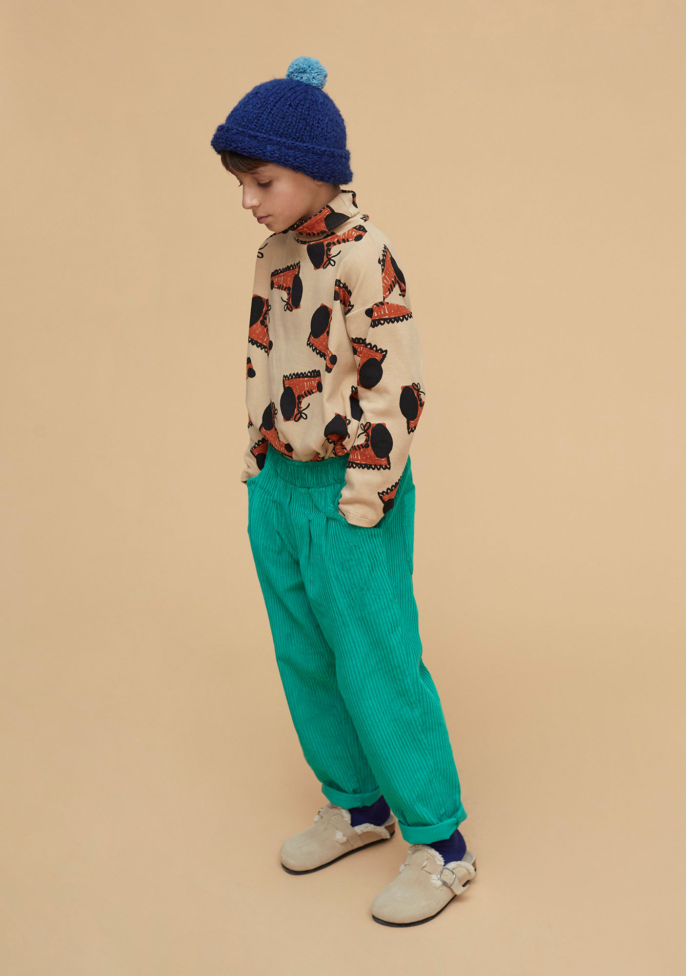aw22-23-584-dog-boots-turtle-neck-sand-weekend-house-kids-2