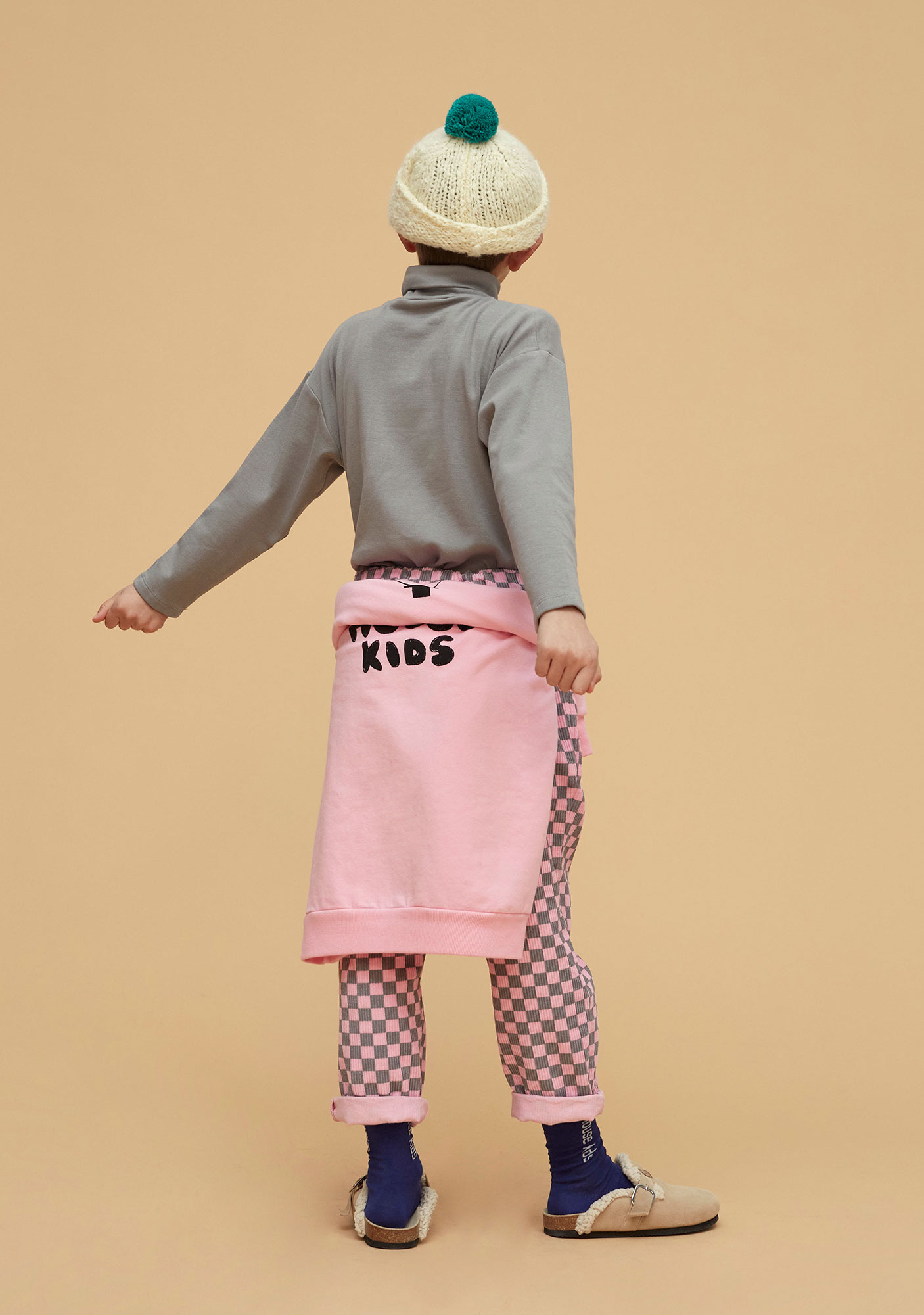 aw22-23-585-logo-turtle-neck-grey-weekend-house-kids-3