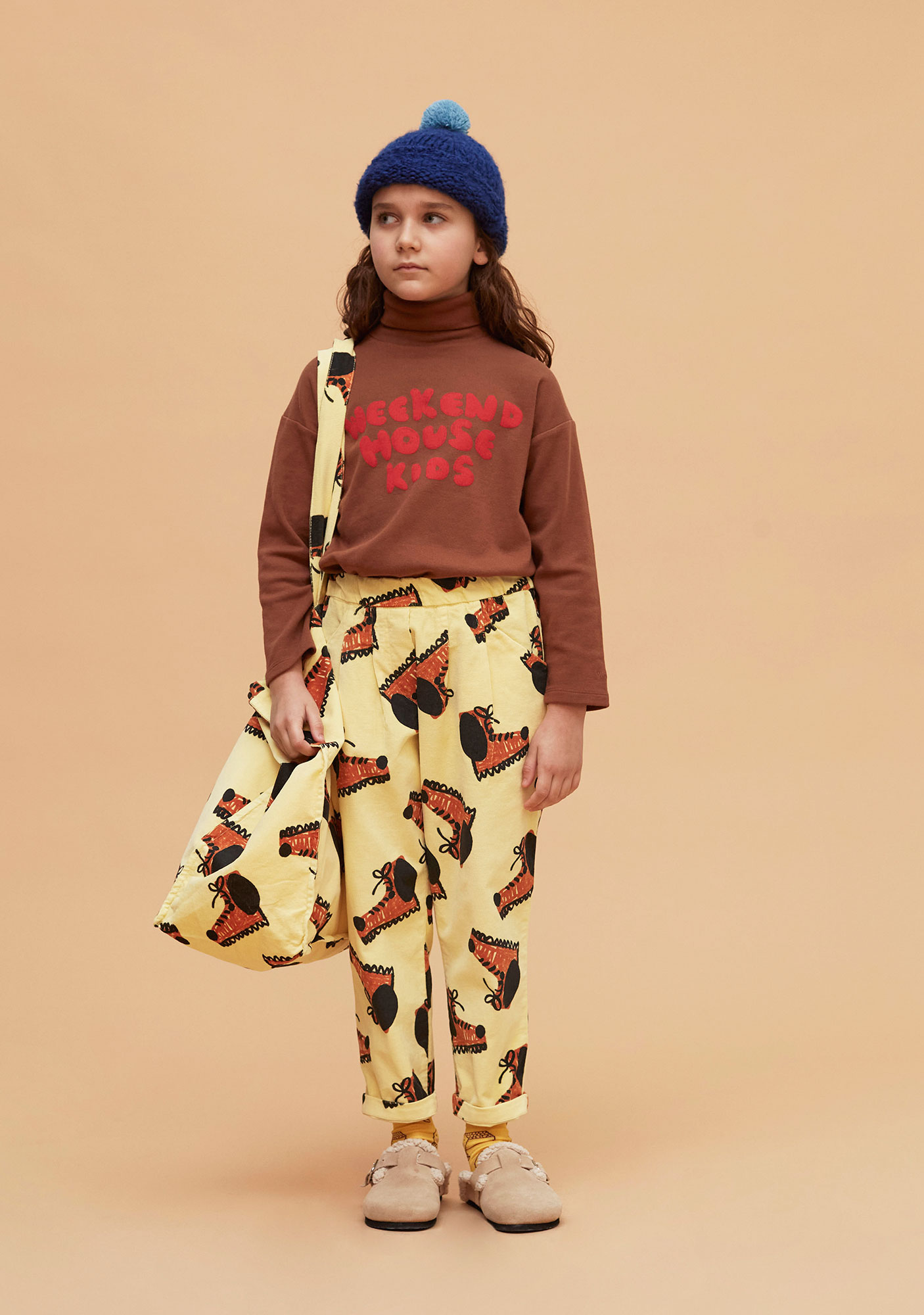aw22-23-586-logo-turtle-neck-brown-weekend-house-kids-2