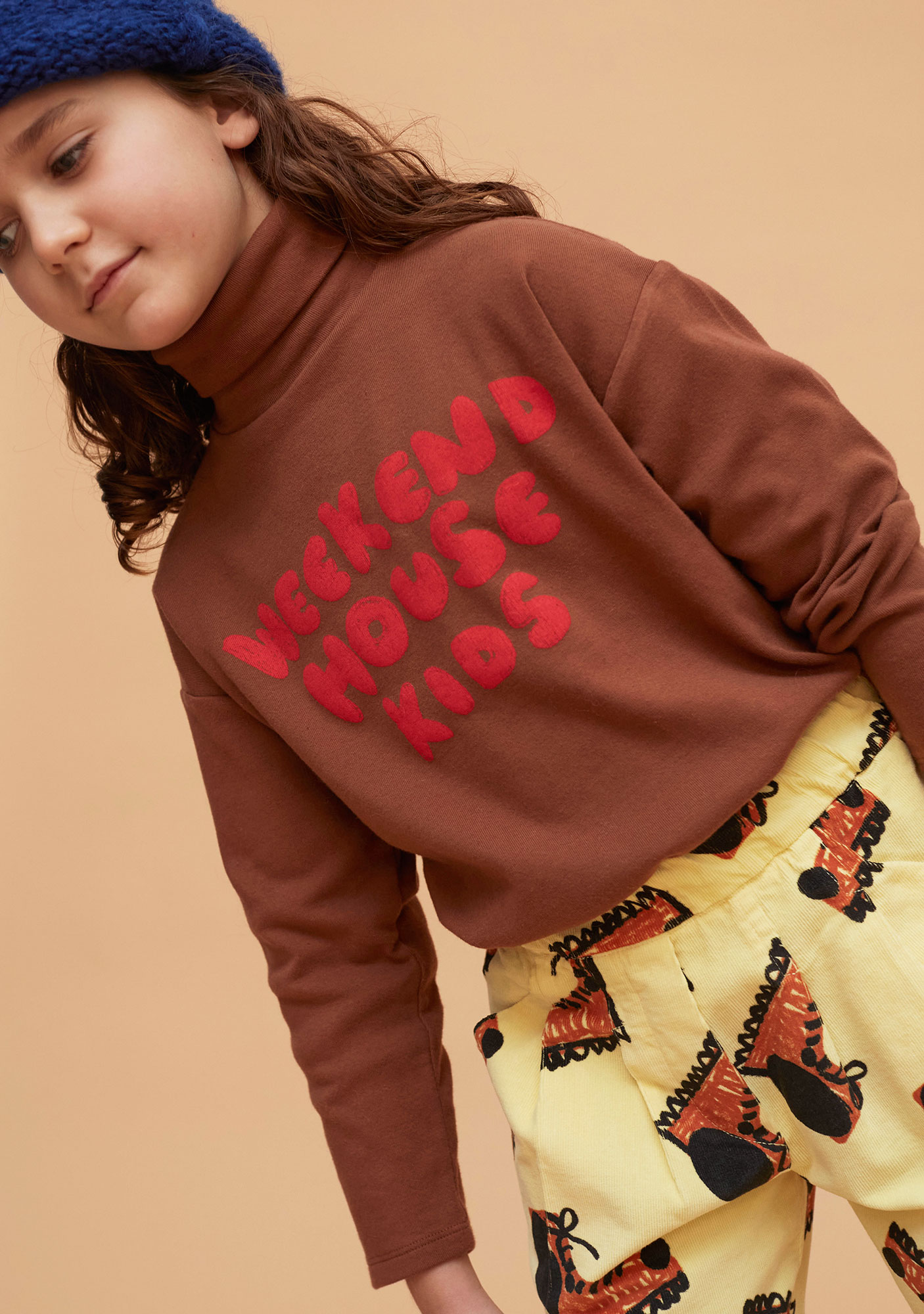 aw22-23-586-logo-turtle-neck-brown-weekend-house-kids-4
