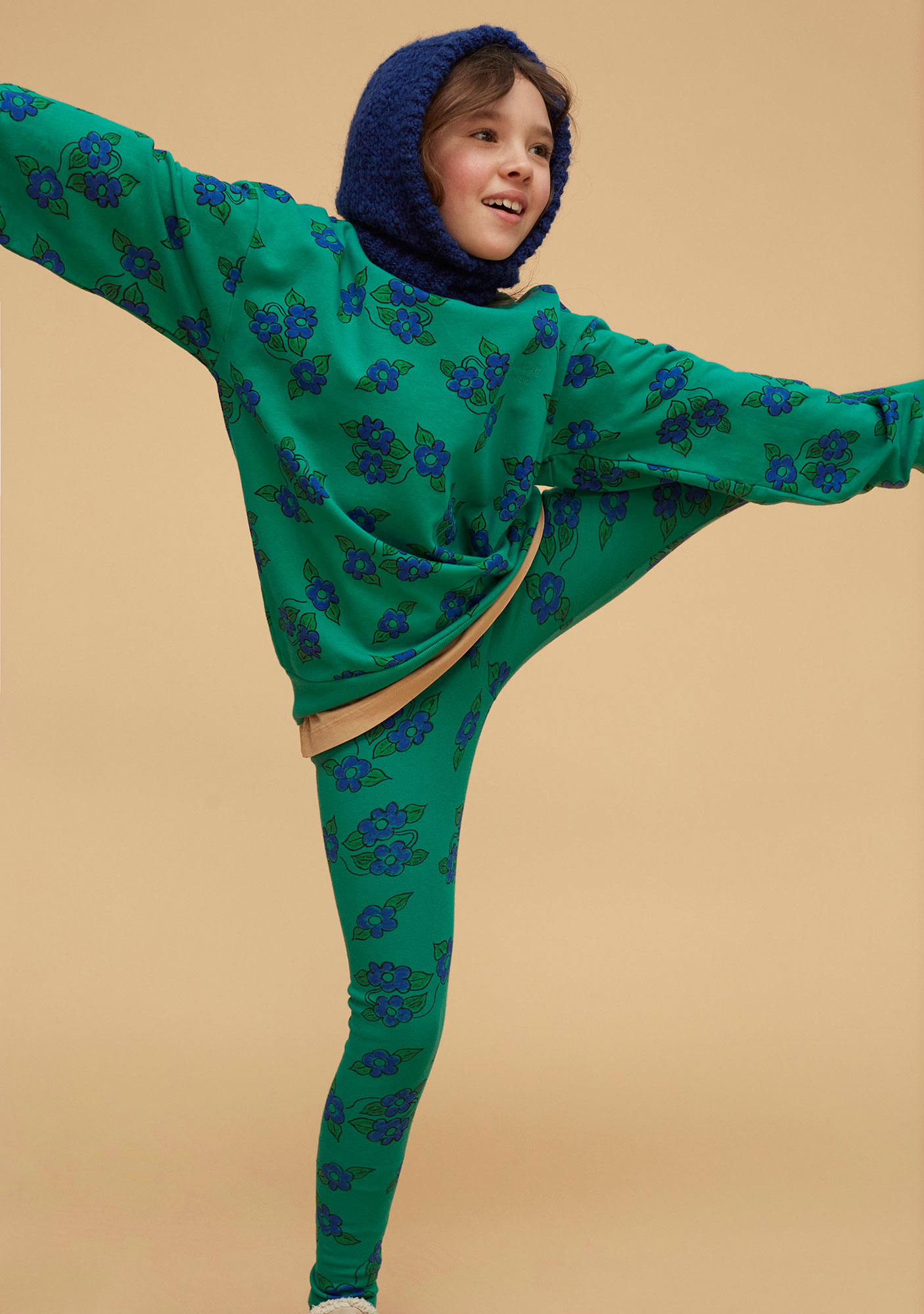 aw22-23-605-flower-leggings-weekend-house-kids-4