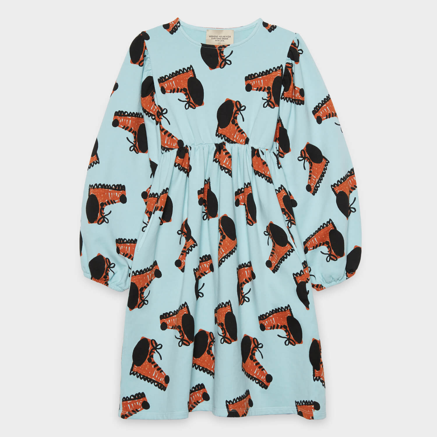 aw22-23-608-dog-boots-dress-weekend-house-kids