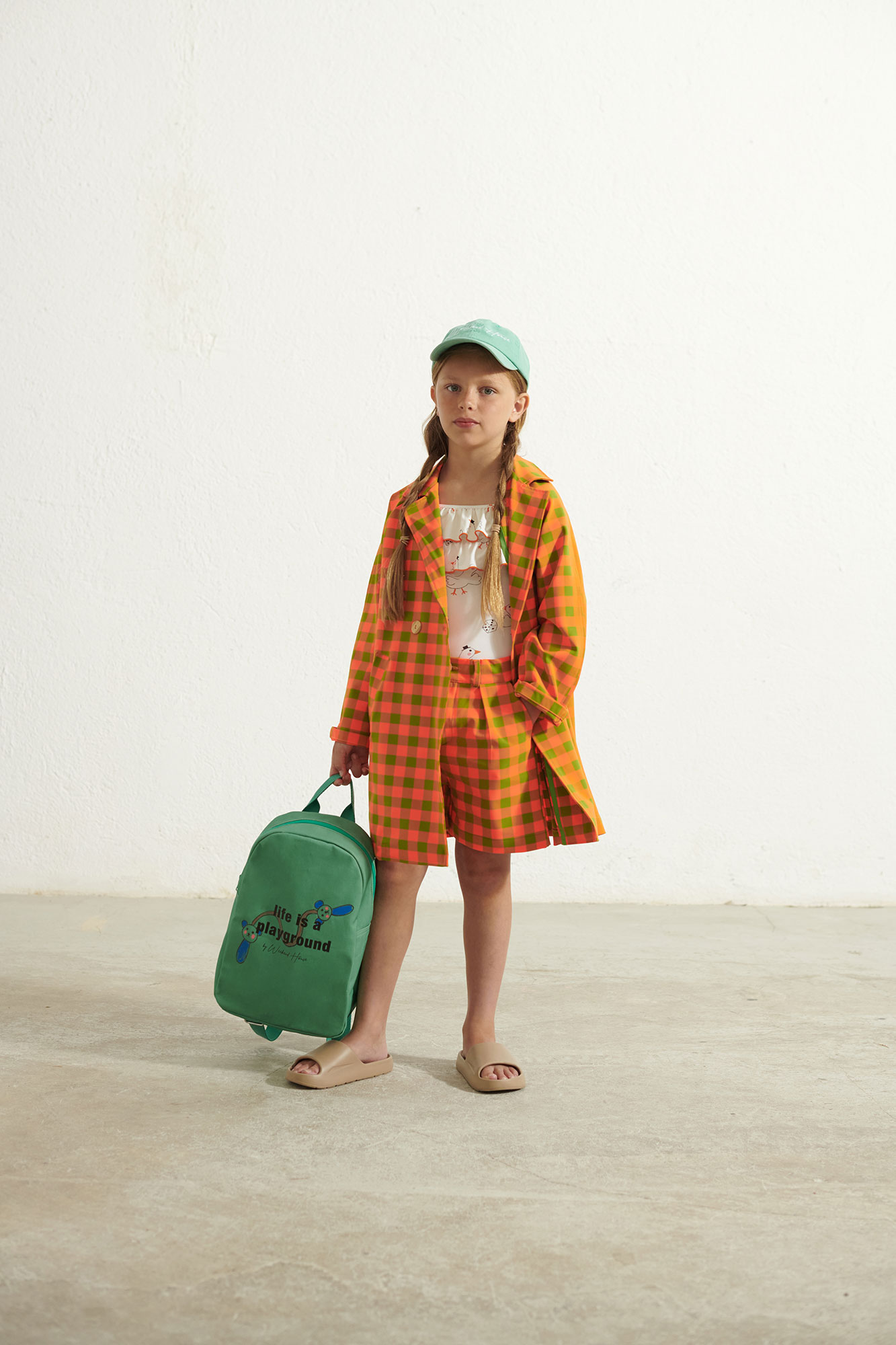 ss23-705-fluor-trench-coat-weekend-house-kids-1
