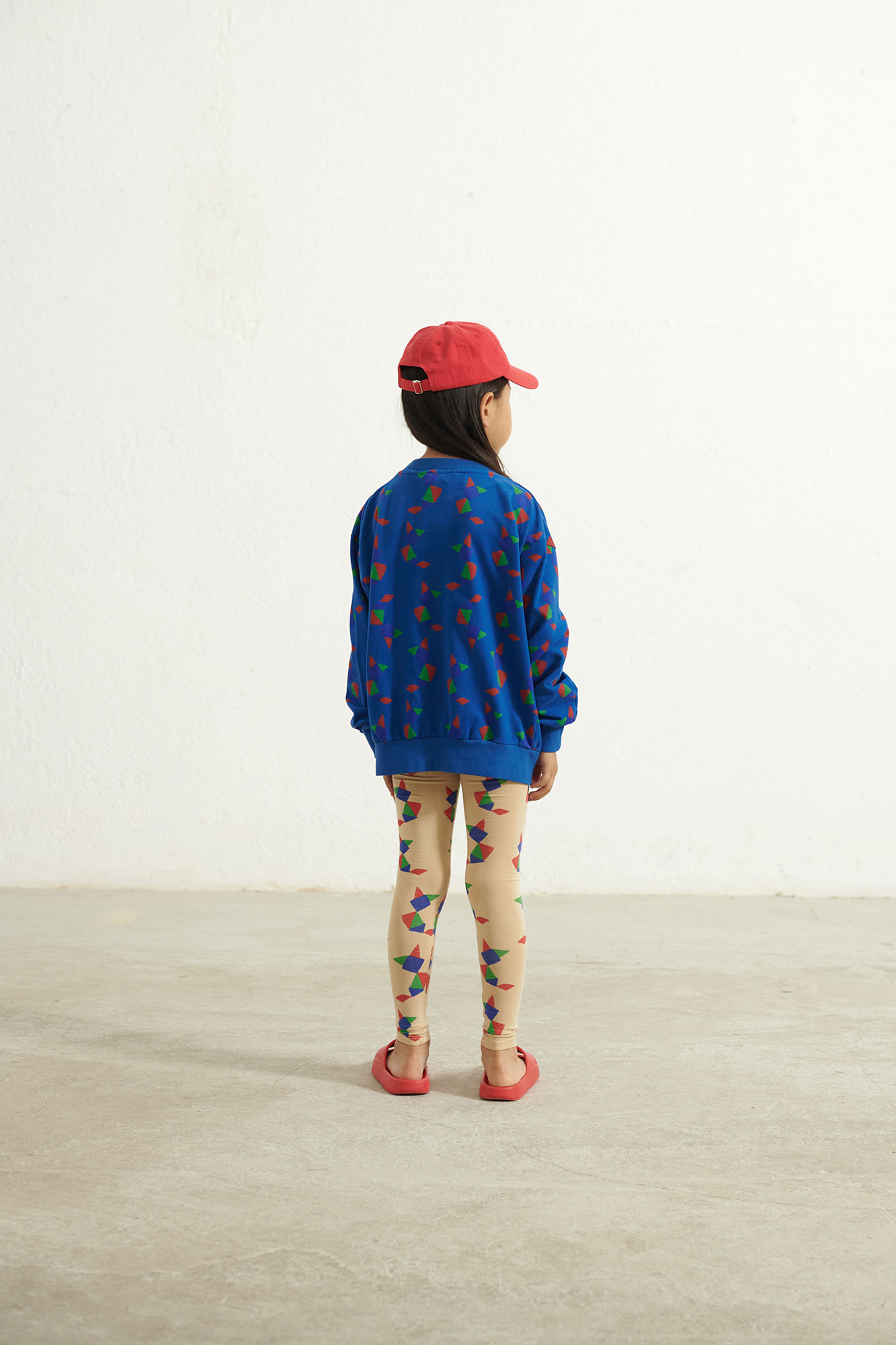 ss23-719-tangram-sweatshirt-blue-weekend-house-kids-2