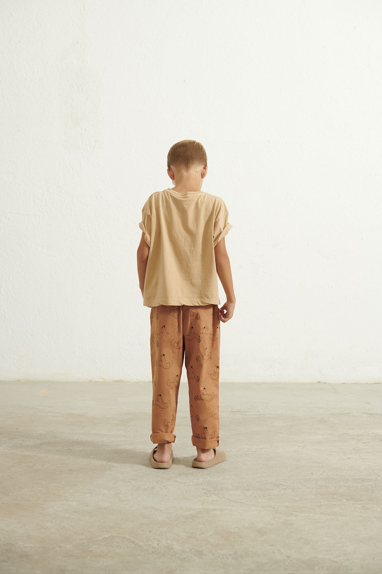 ss23-722-goose-t-shirt-sand-weekend-house-kids-2