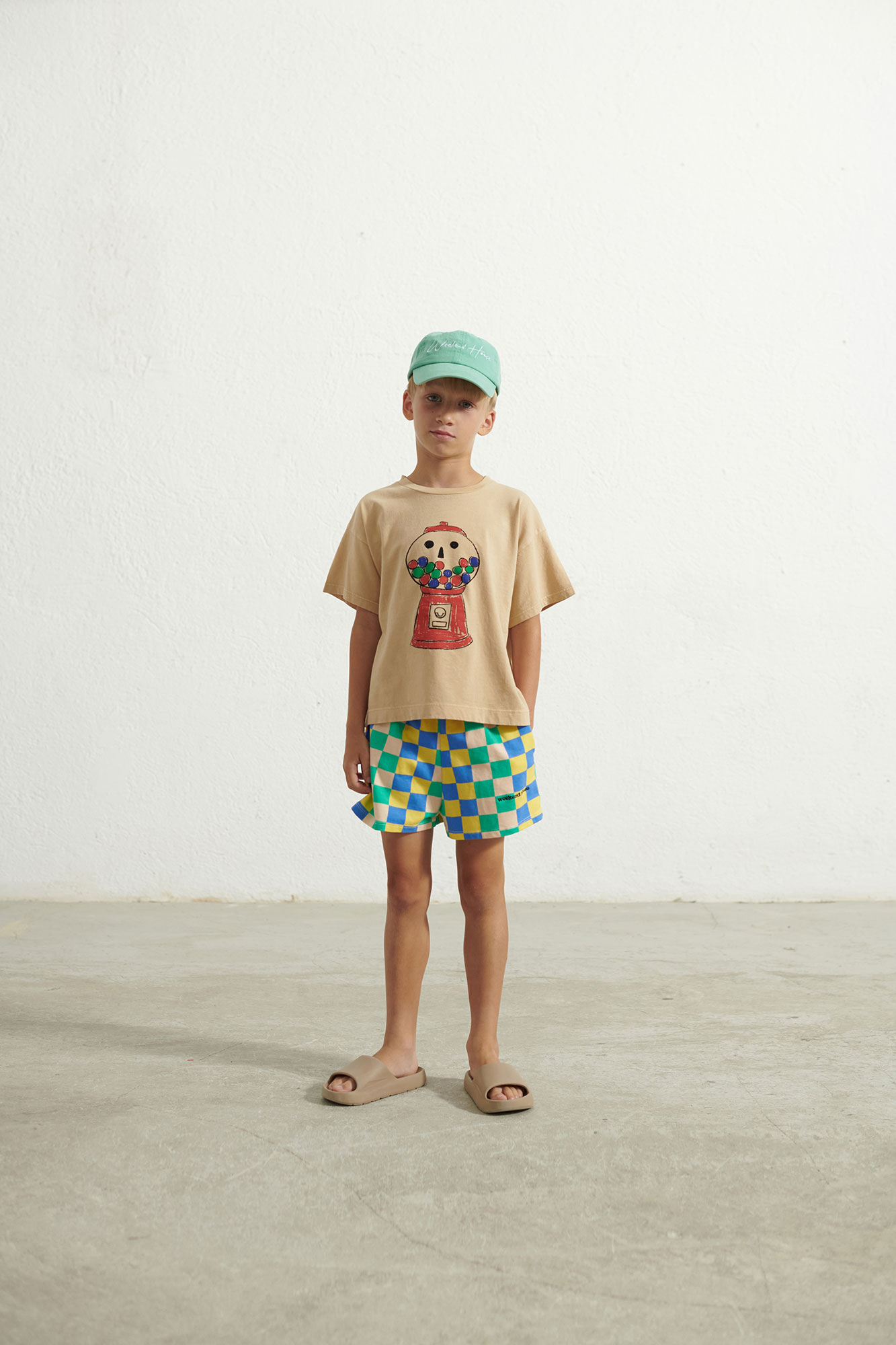 ss23-729-gum-t-shirt-weekend-house-kids-1