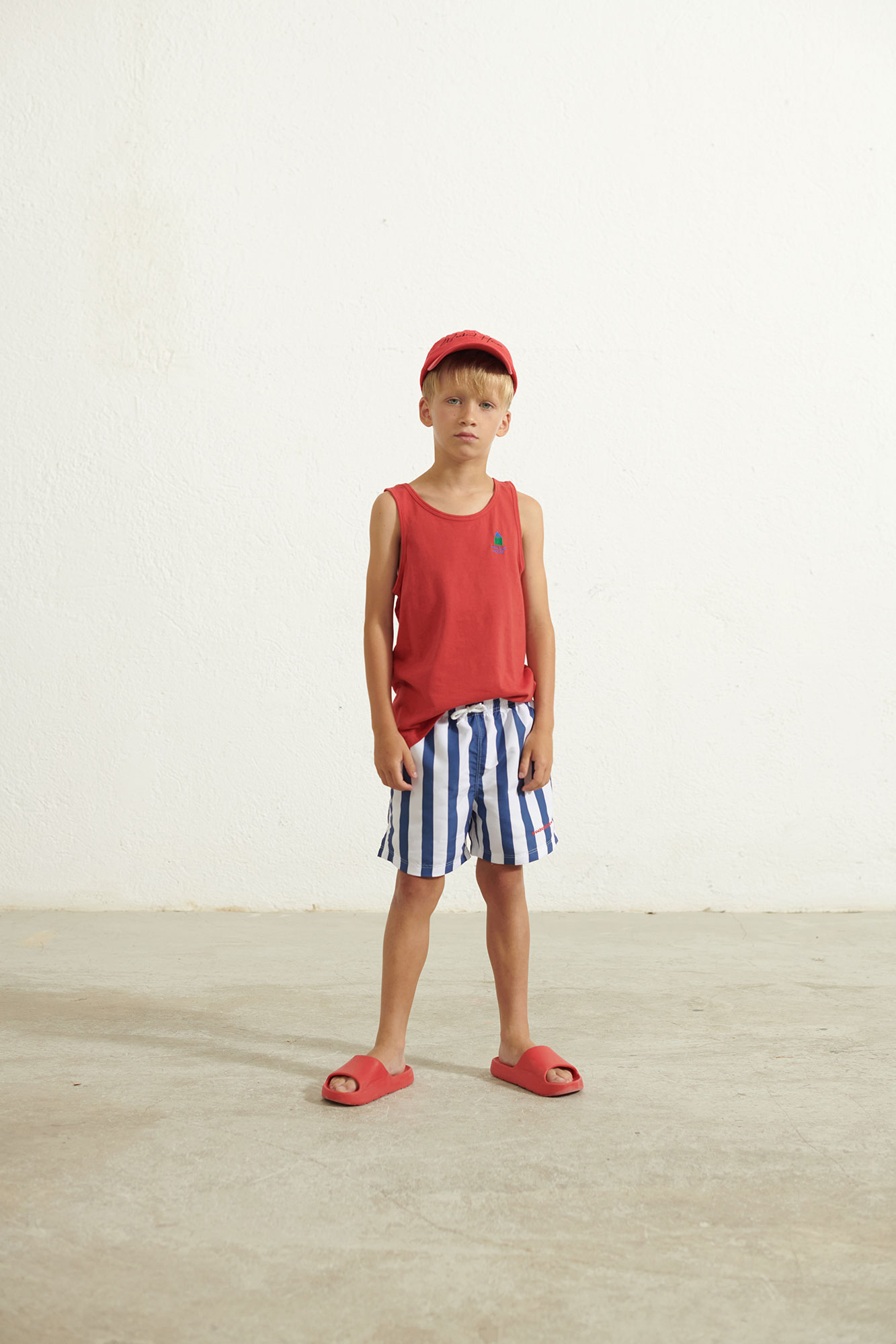 Logo tank t-shirt (red)