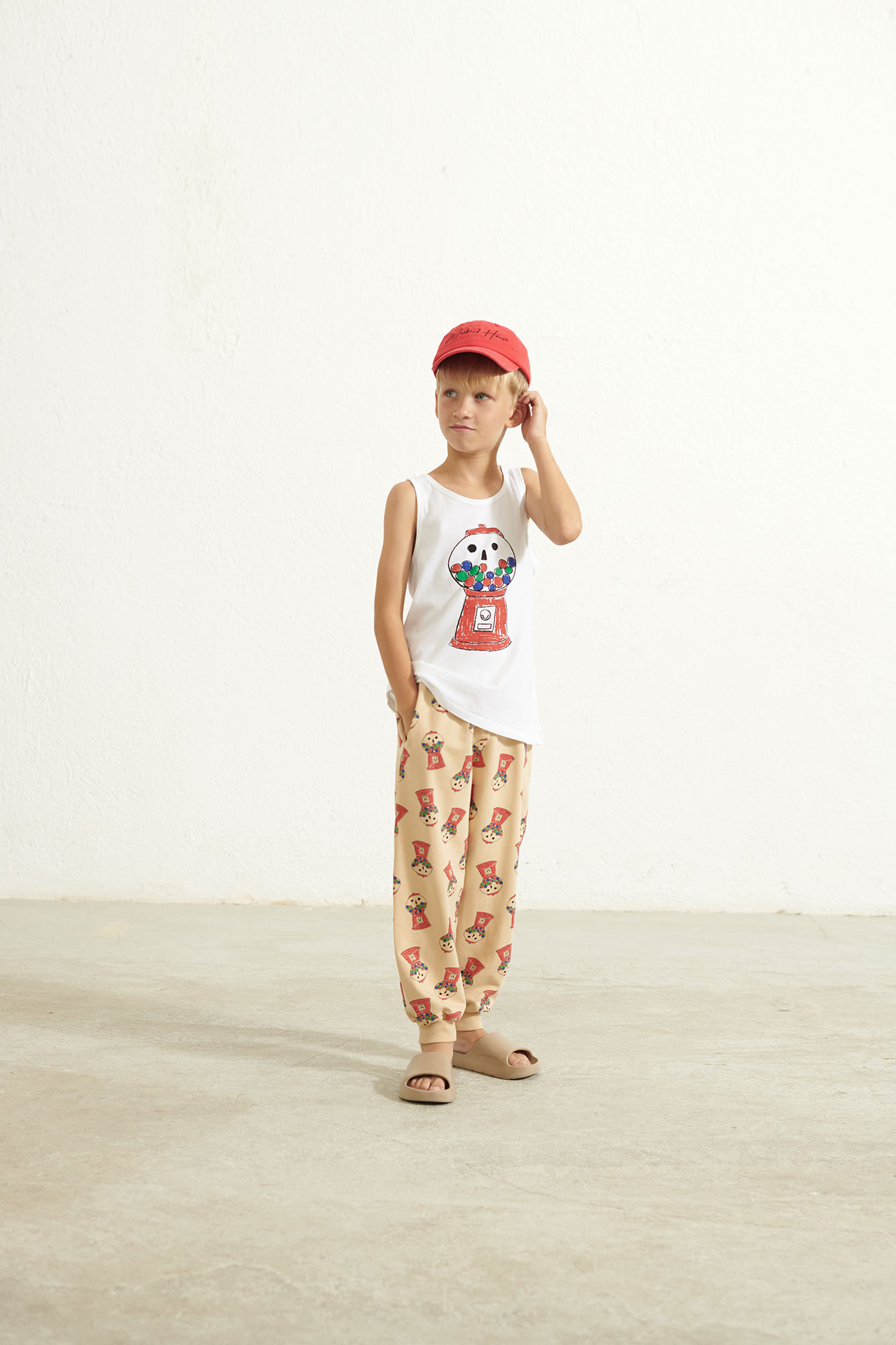 ss23-737-gum-tank-t-shirt-weekend-house-kids-1