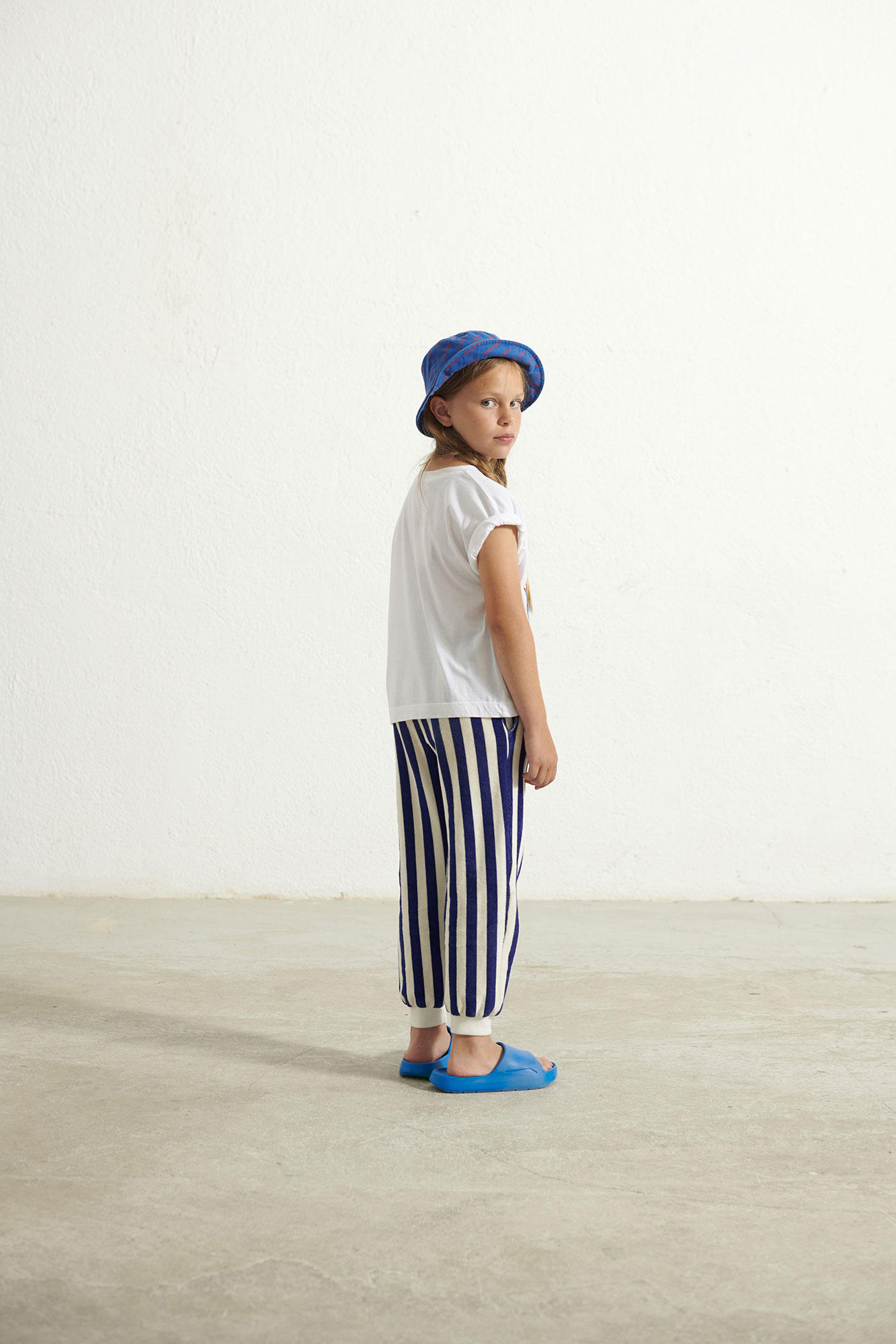 ss23-753-stripes-sweatpants-weekend-house-kids-2