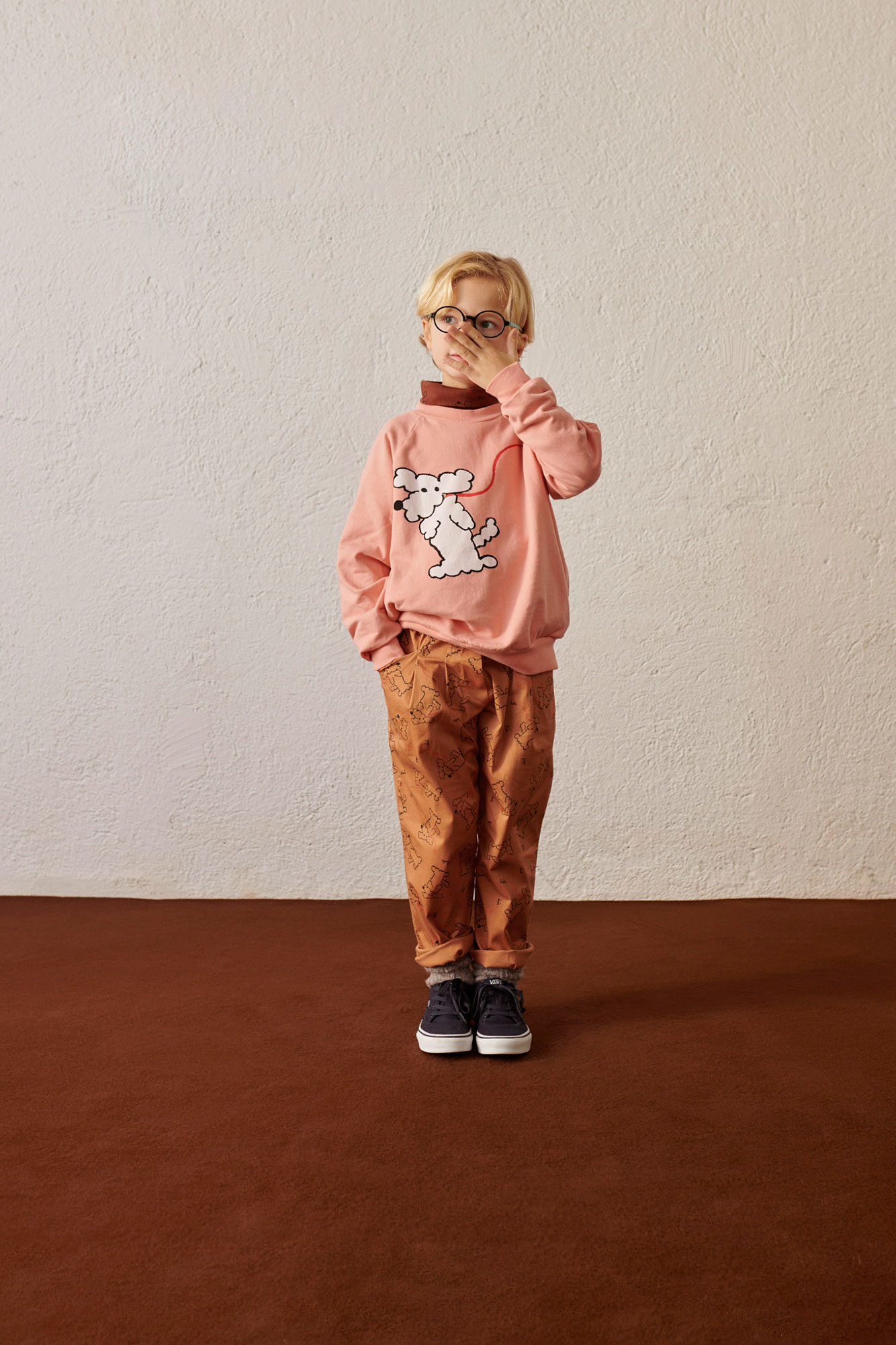 fw23-927-dog-all-over-printed-pants-weekend-house-kids-1