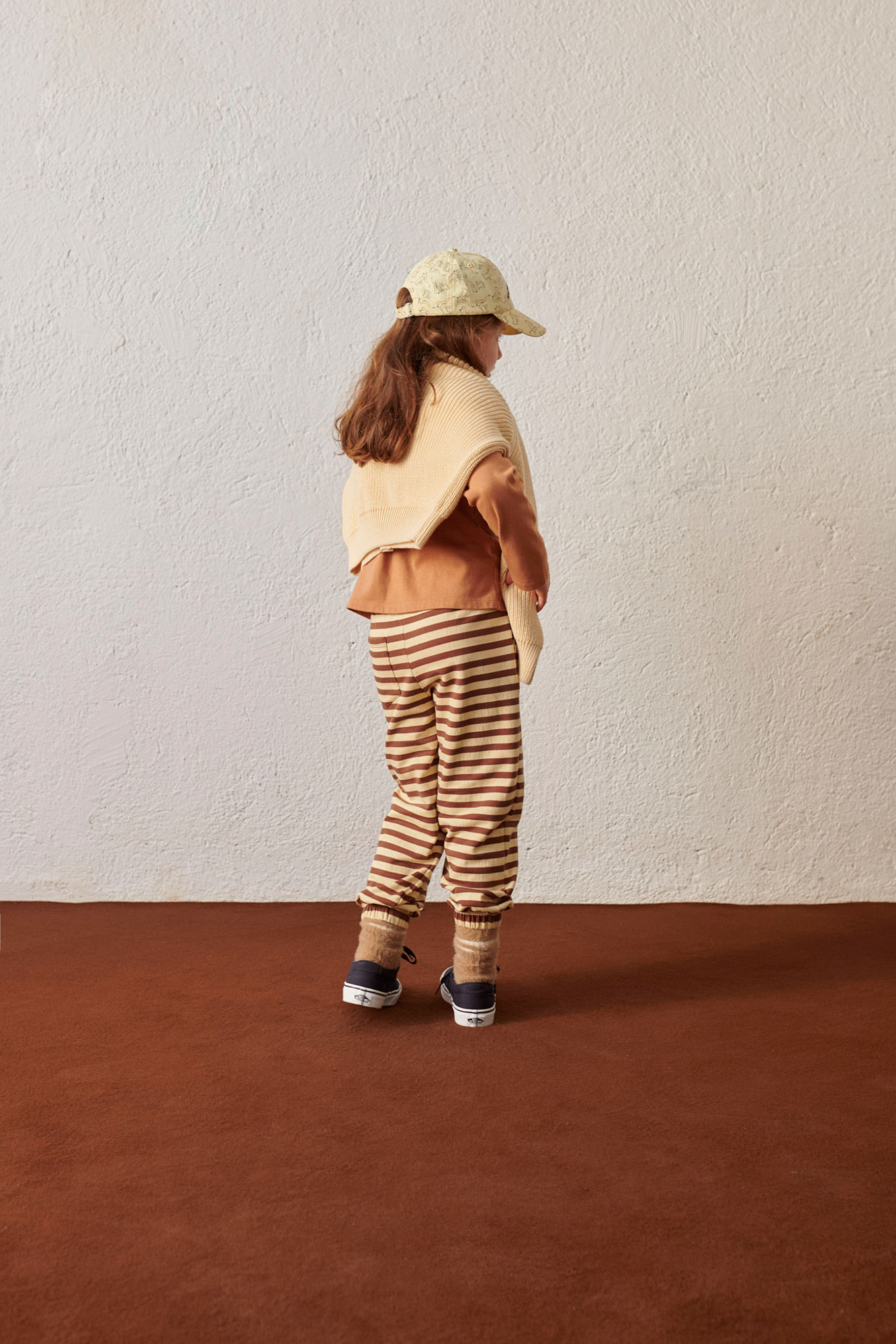 fw23-982-dog-stripes-sweatpants-weekend-house-kids-2