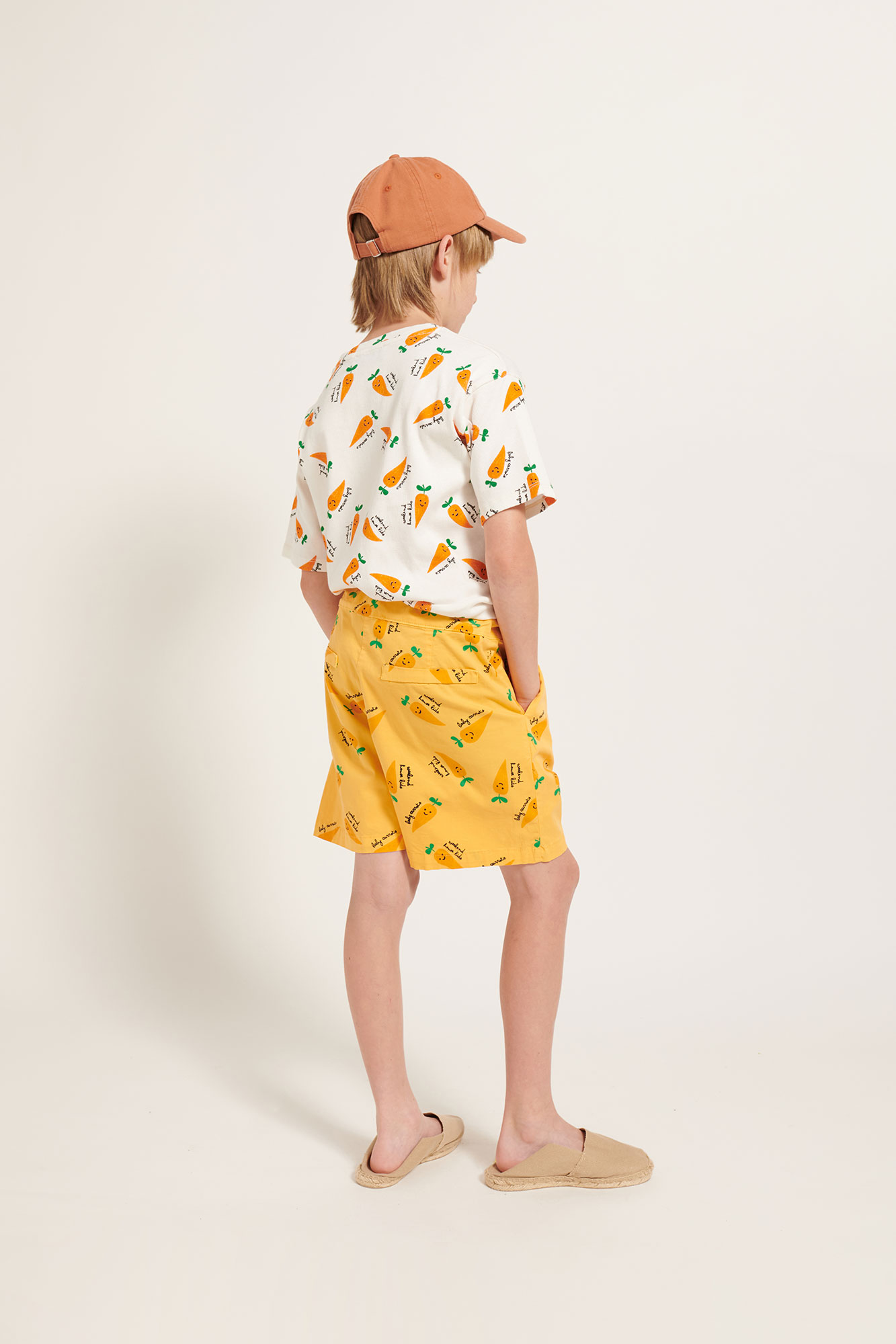 Carrots all over t-shirt