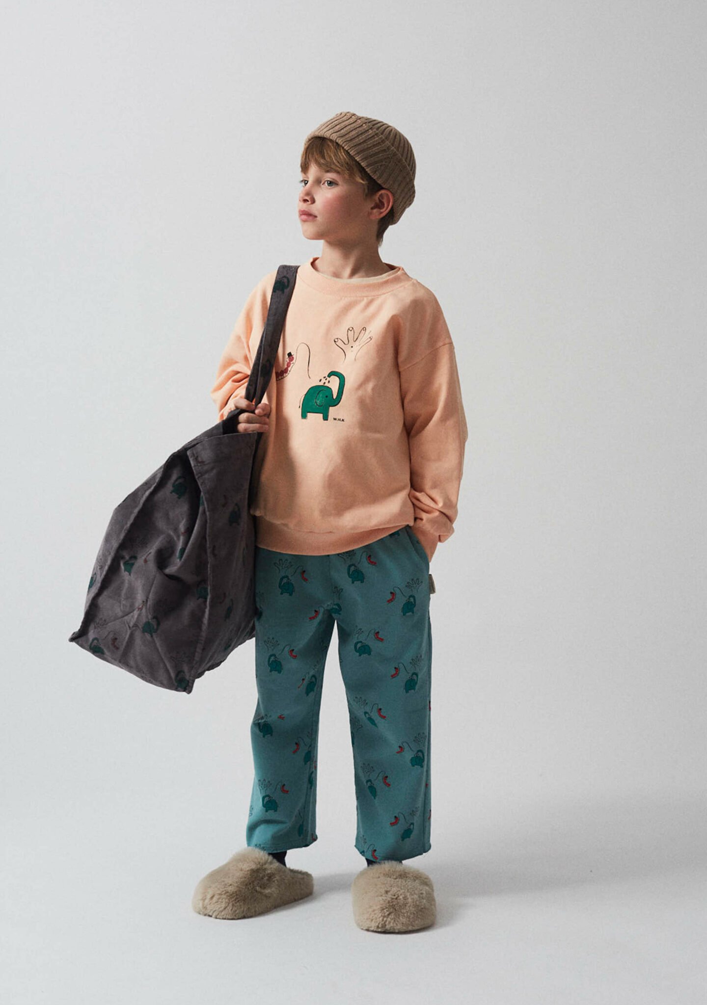 Hand print sweatshirt (soft orange)