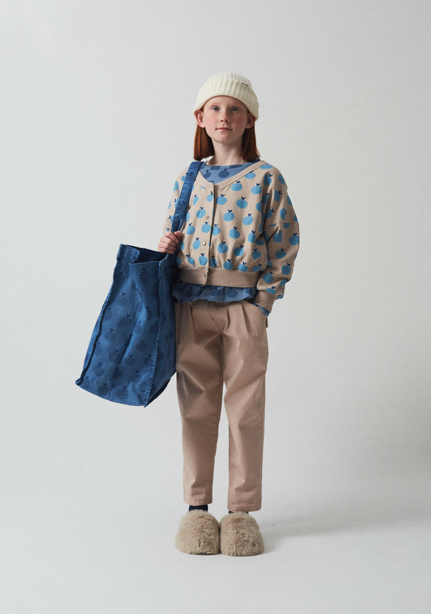Apples all over soft cardigan