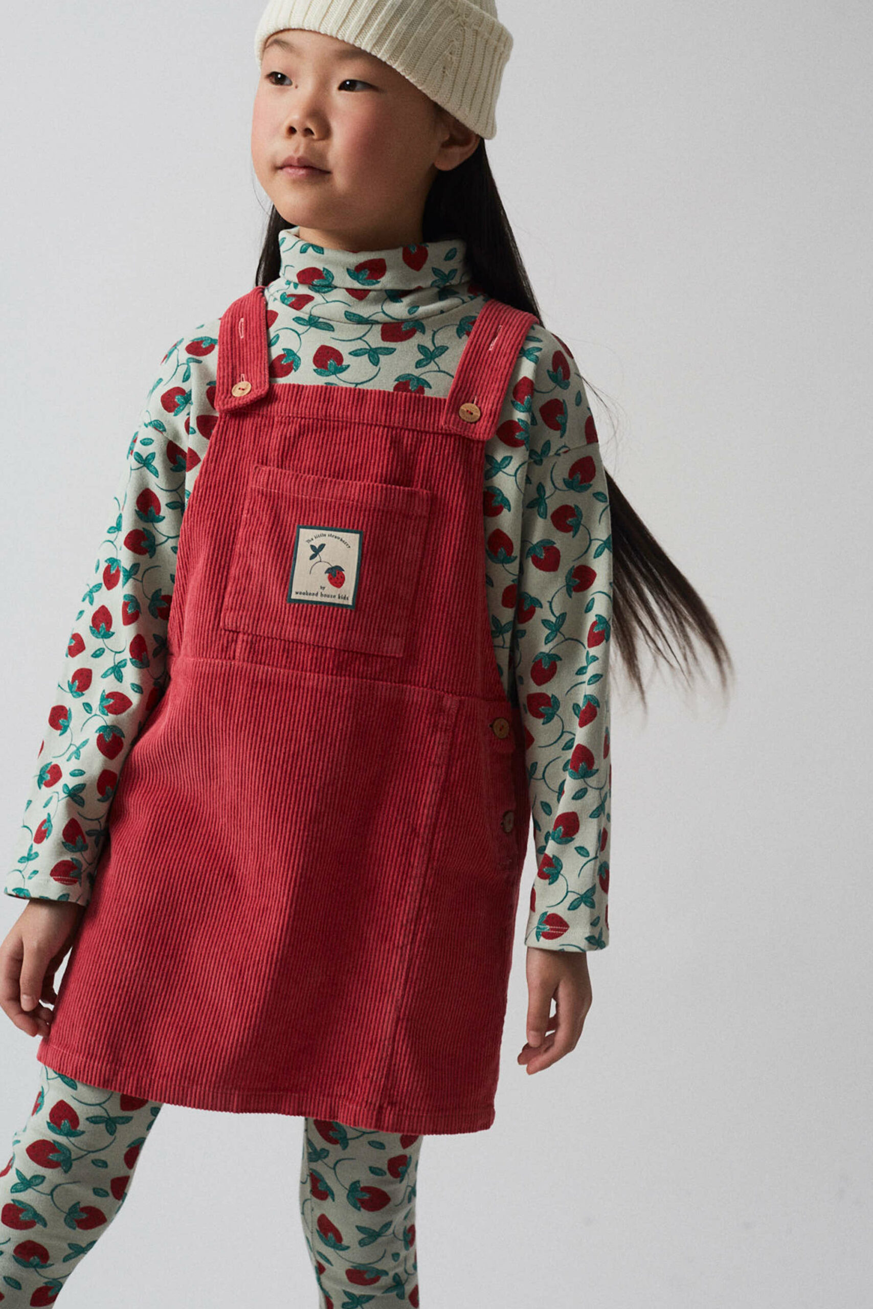 Strawberry turtle neck