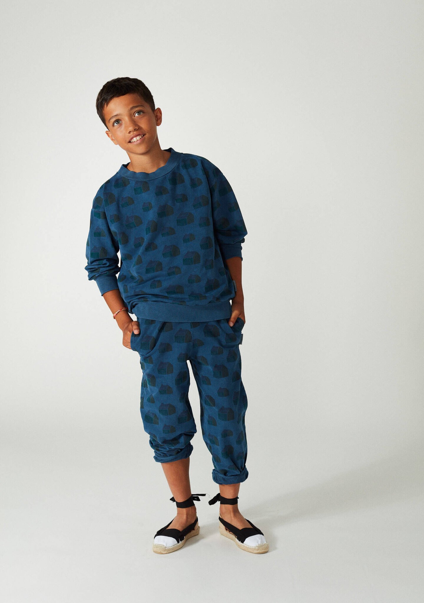The house all over sweatpants