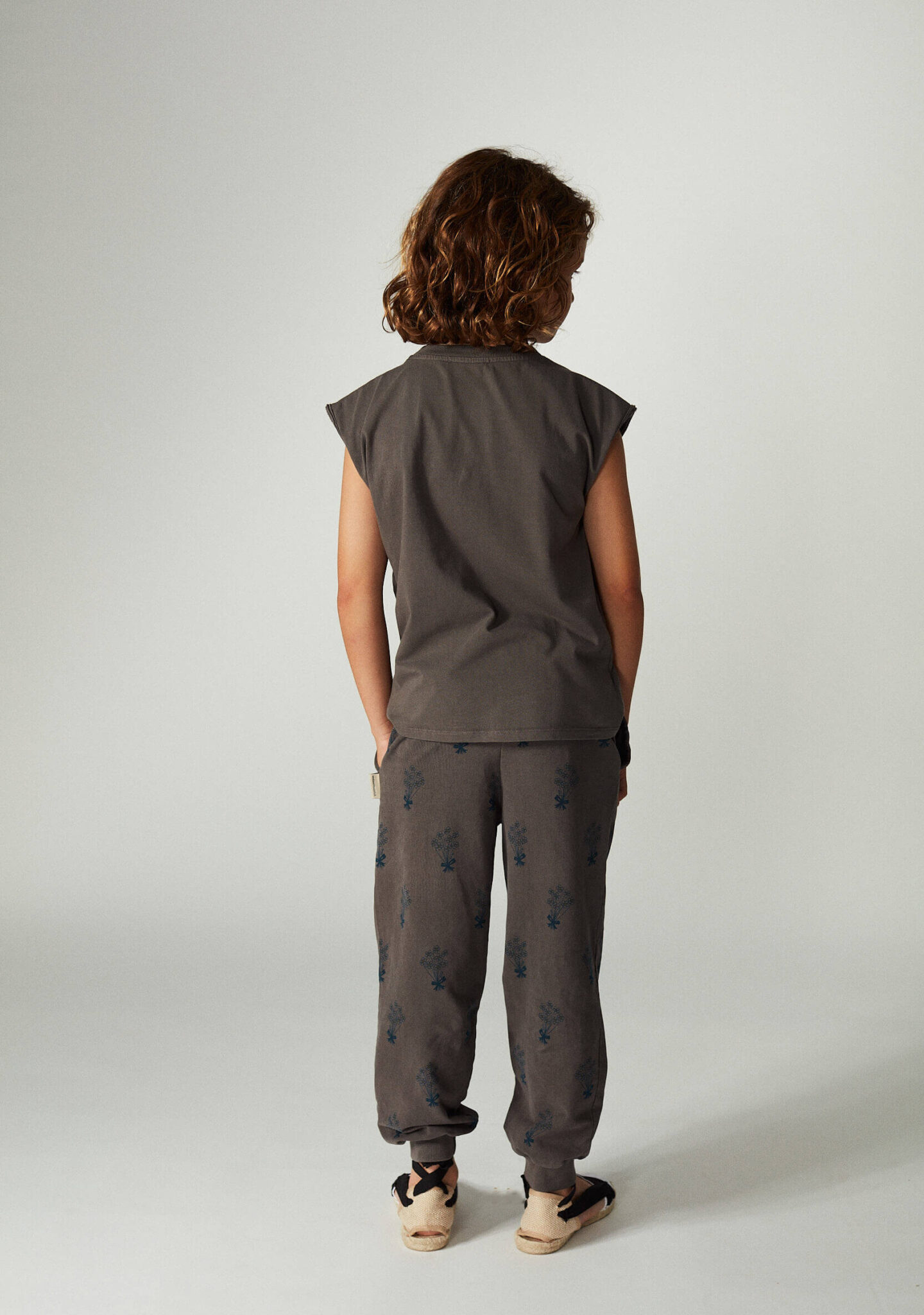 Bouquet all over sweatpants (vintage brown)