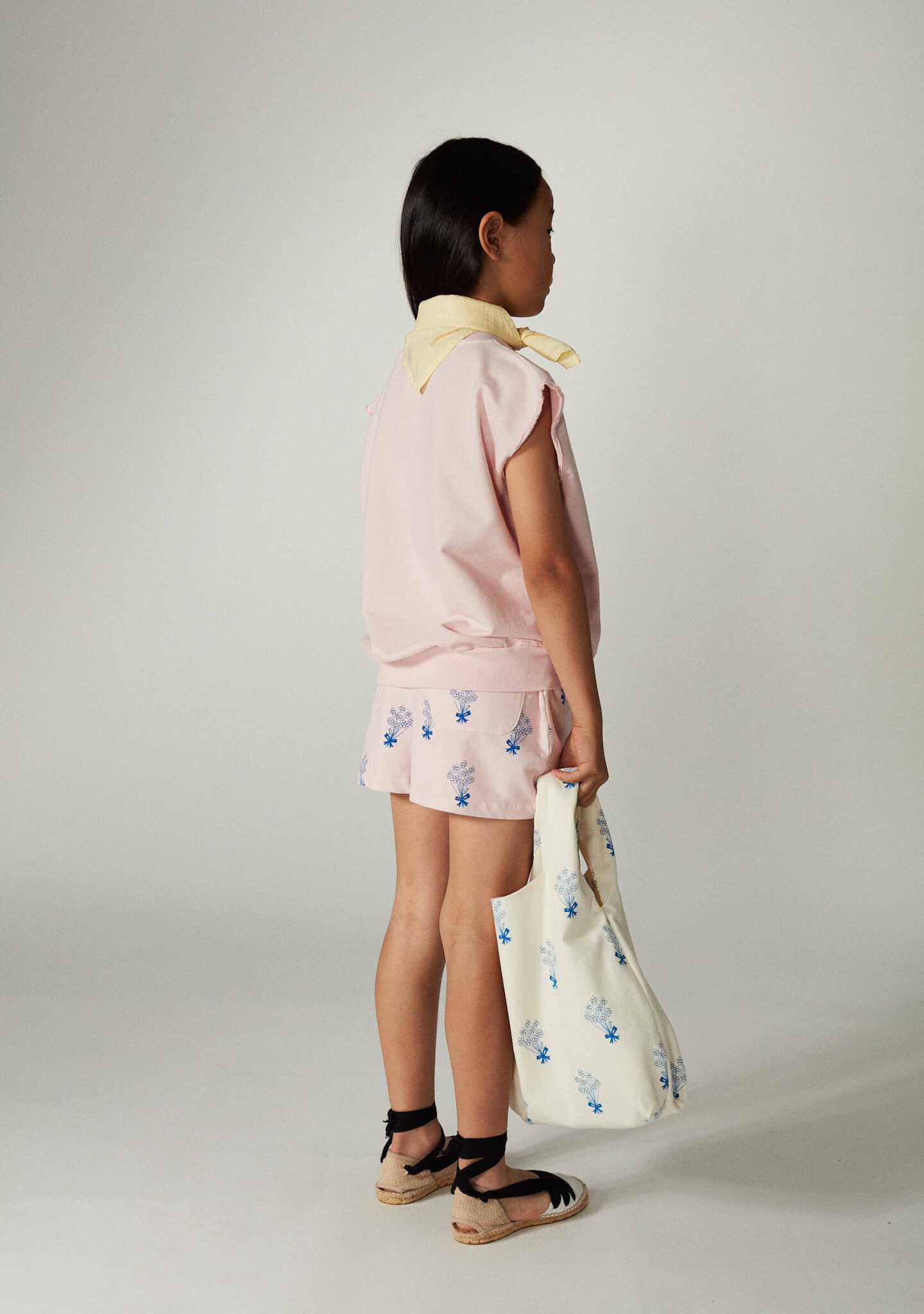 Bouquet all over shorts