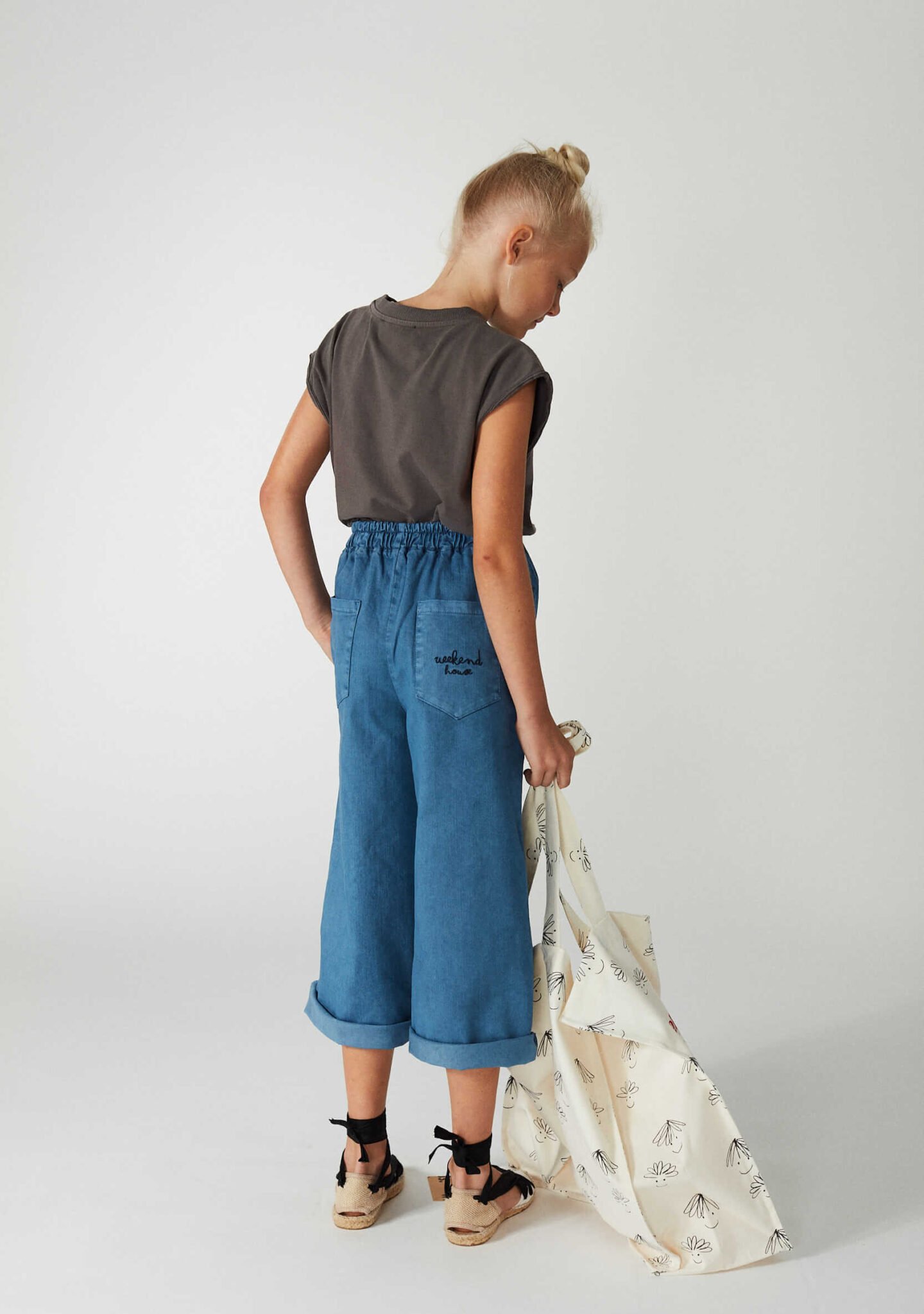 Weekend straight pants
