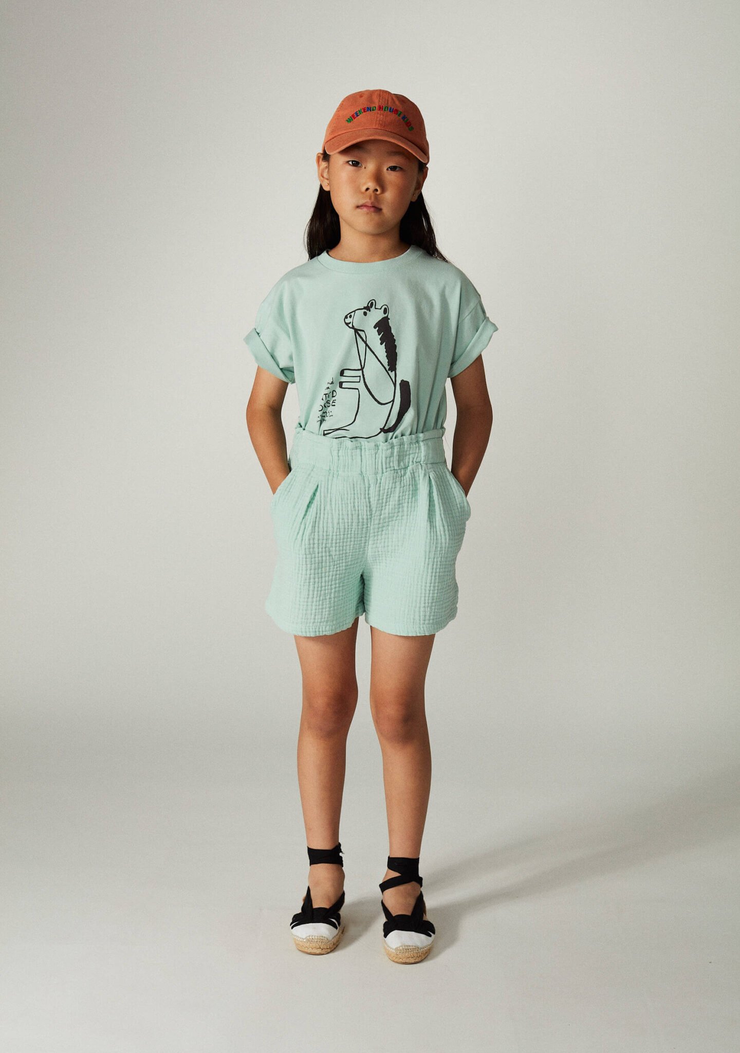 Seated horse short