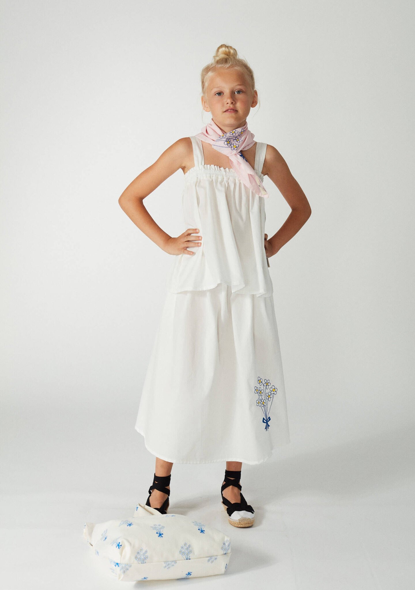 Bouquet embroidered l/skirt