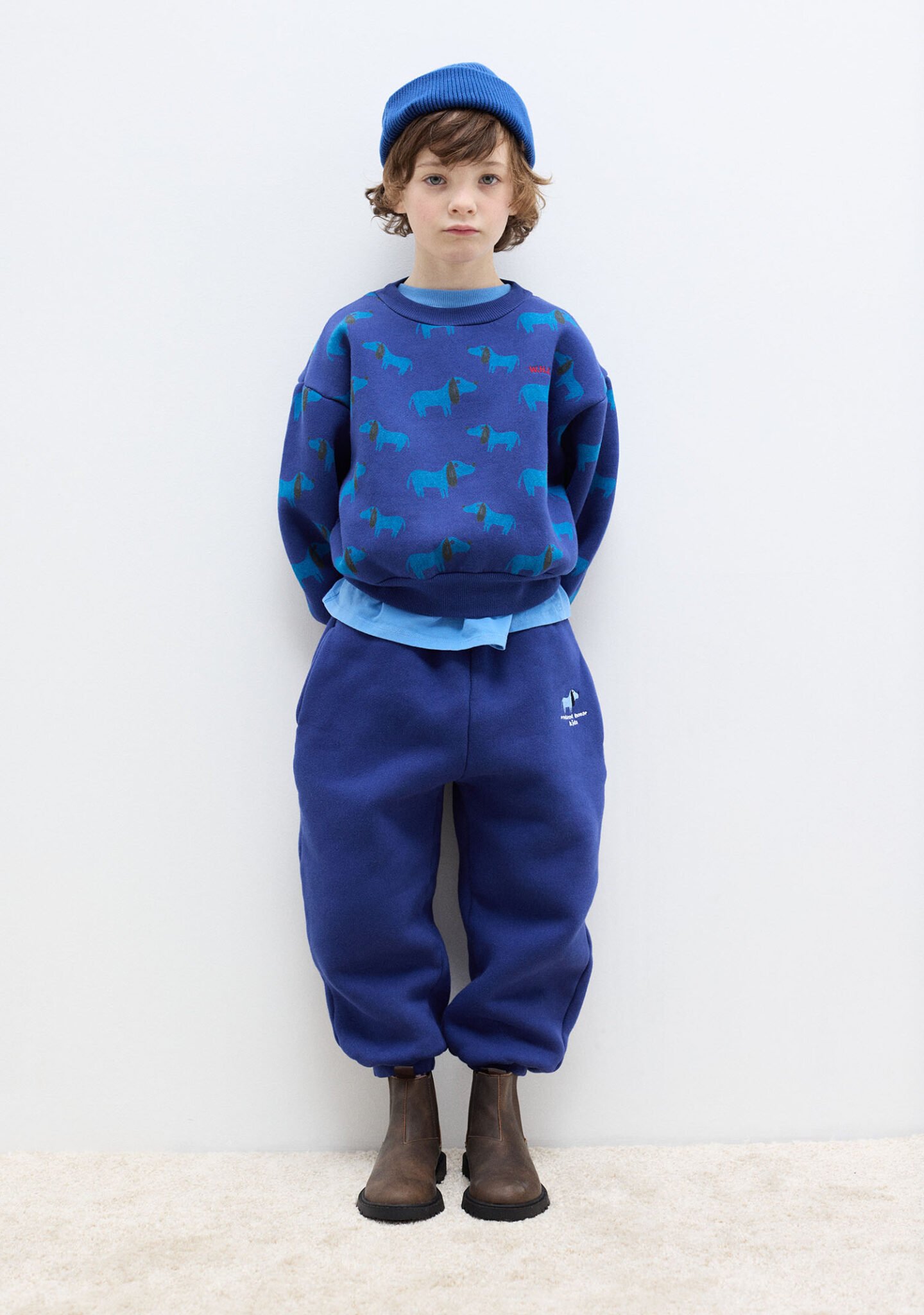 Embroidered blue dog sweatpants