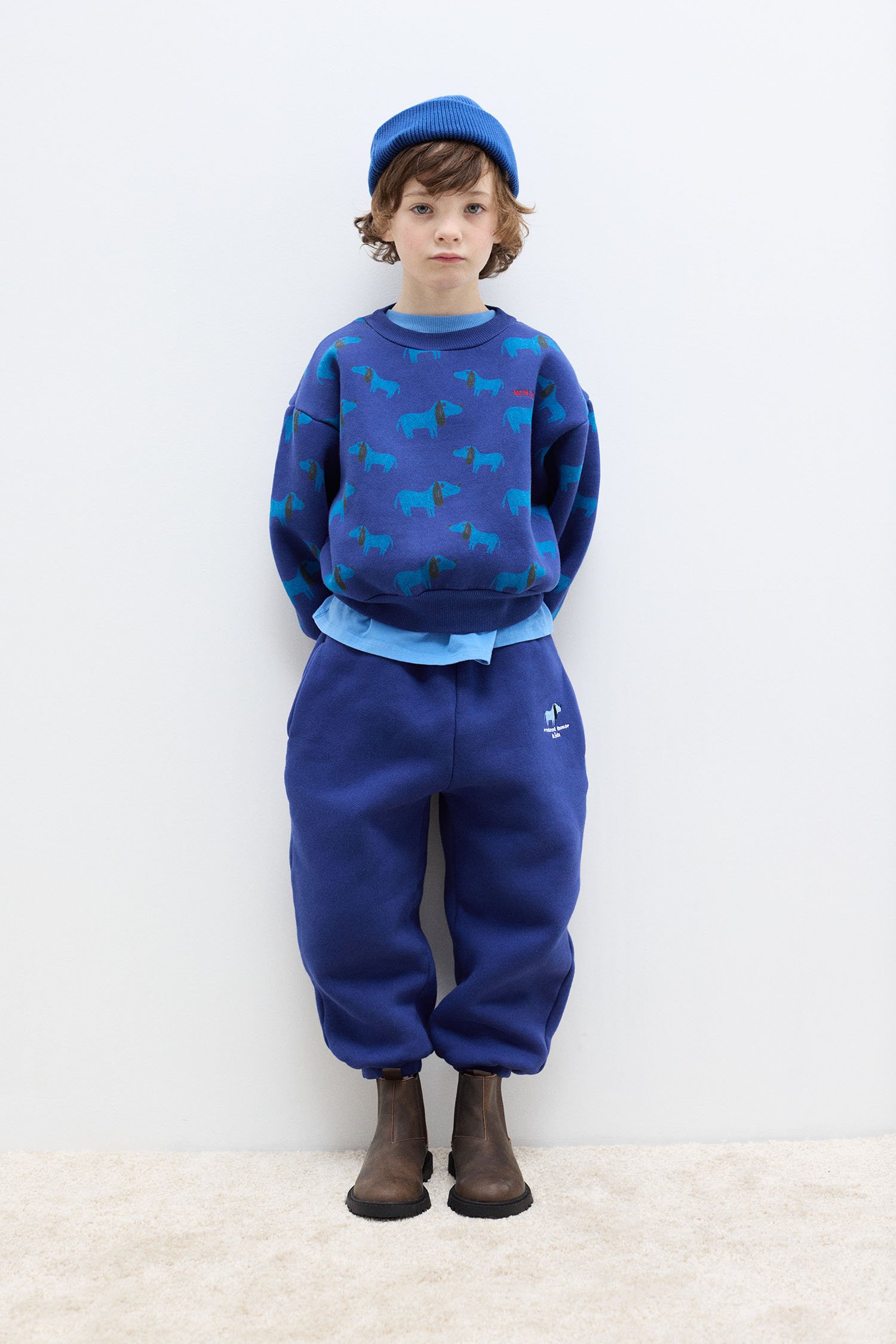 Embroidered blue dog sweatpants