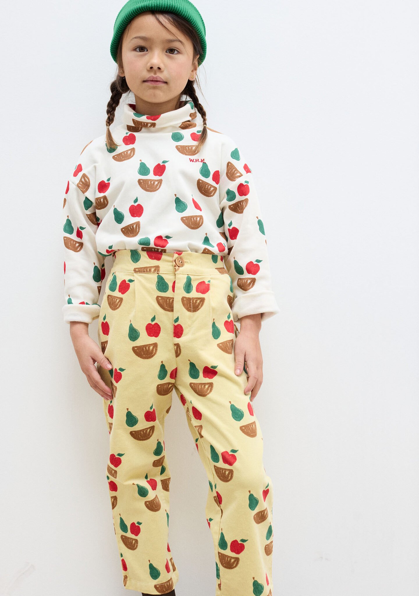 Fruity all over turtle neck