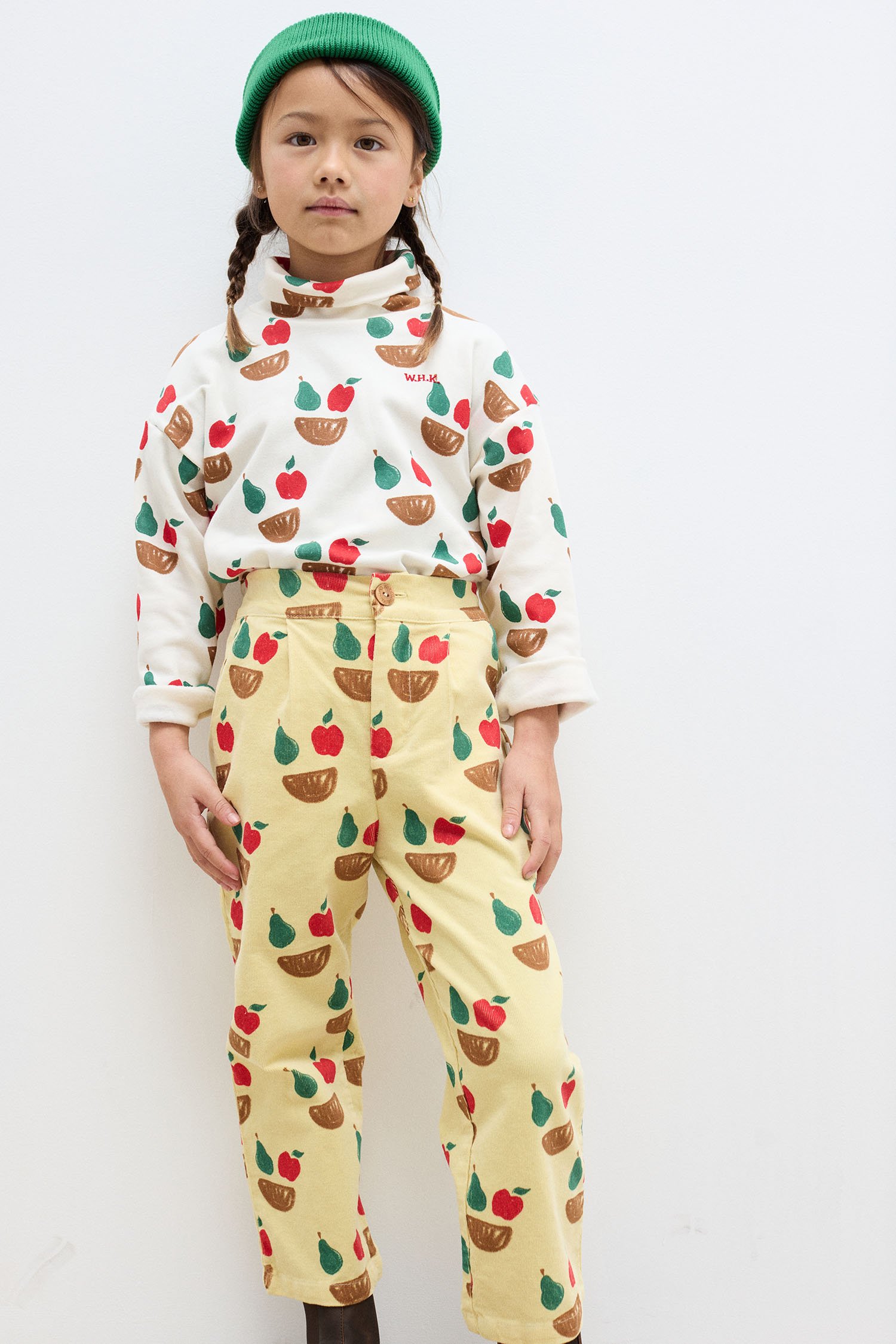Fruity all over turtle neck