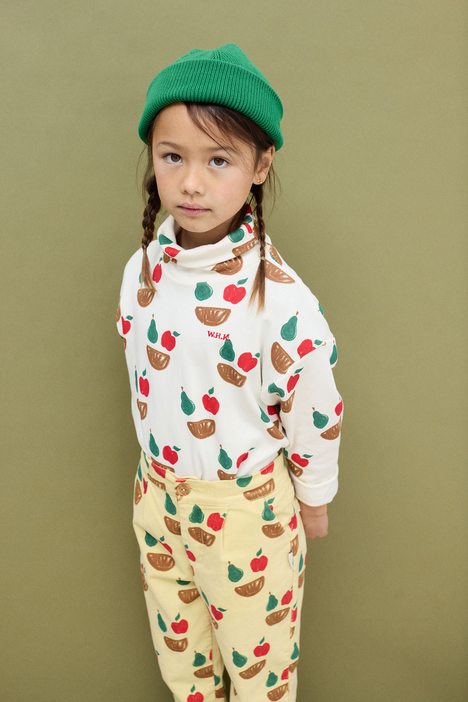 Fruity all over turtle neck
