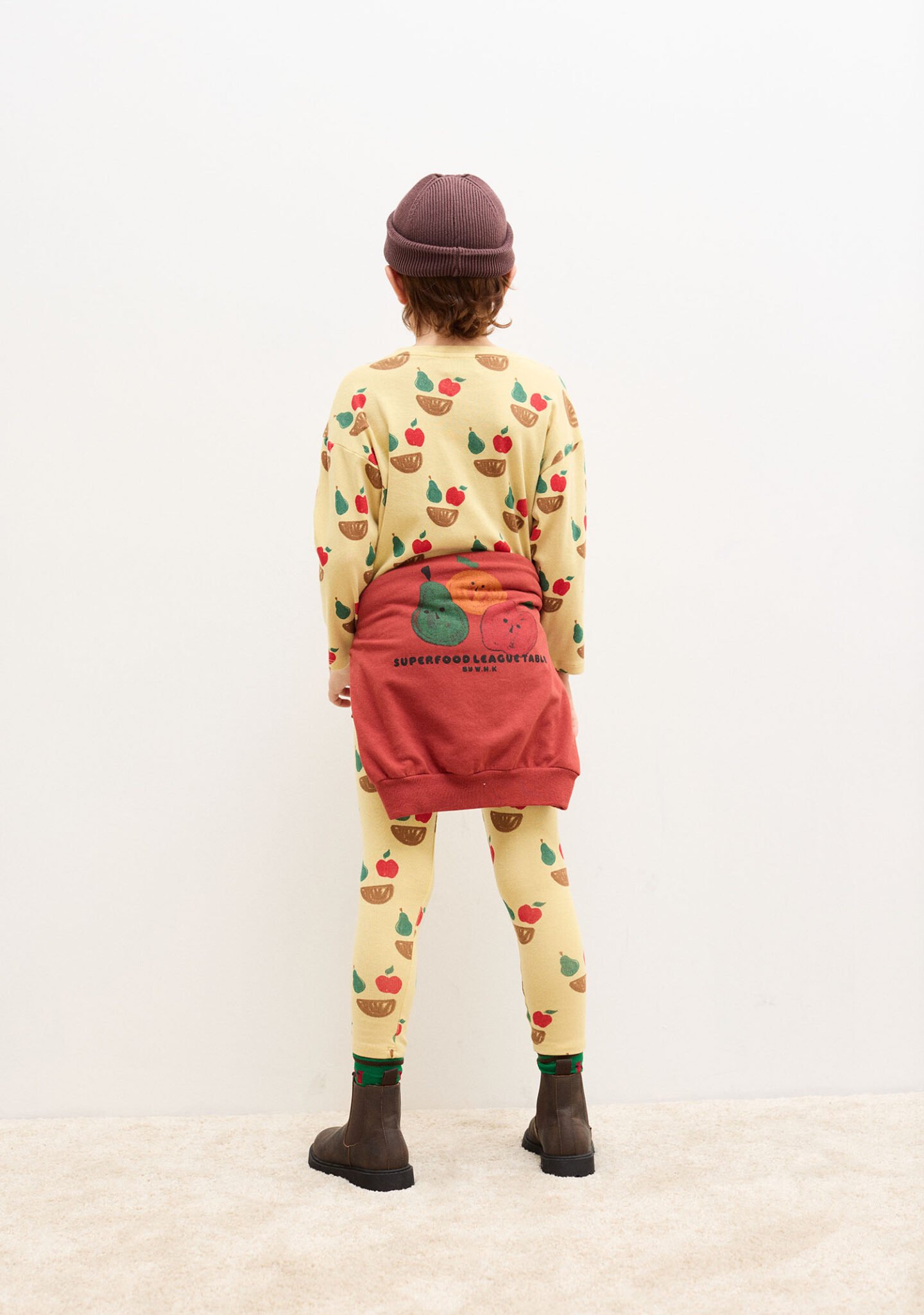 Fruity all over leggings