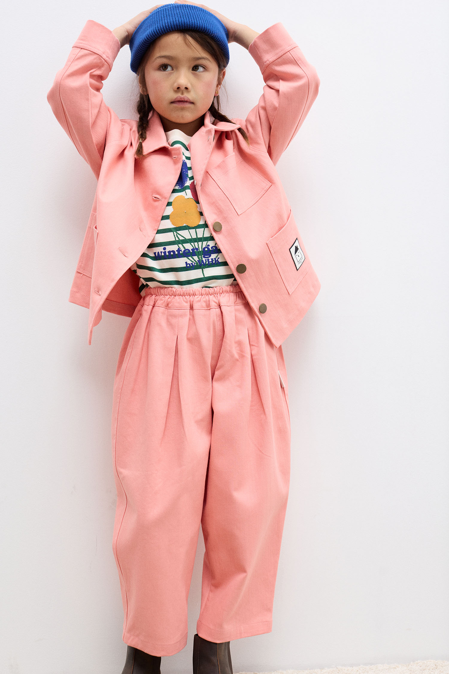 Worker pink pants